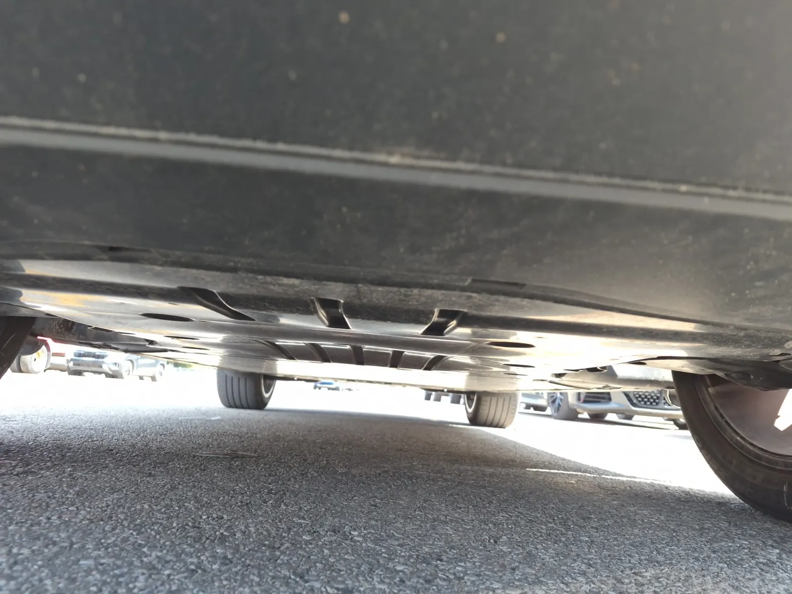 Undercarriage - Front Photo