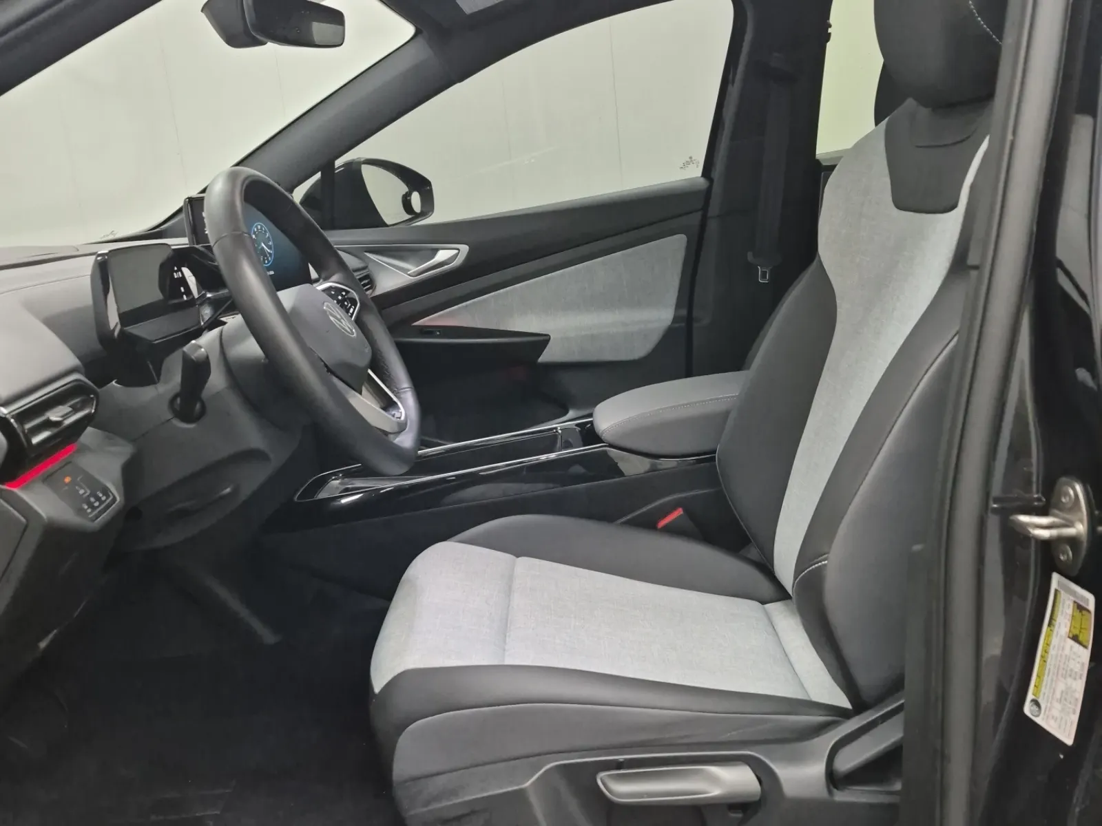 Front Interior Photo