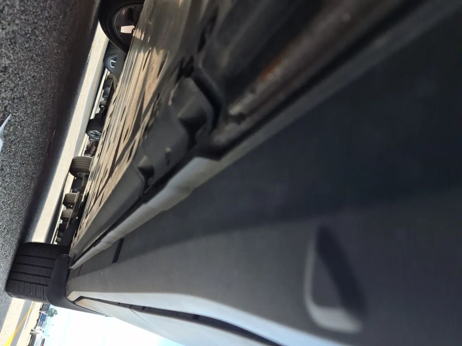 Undercarriage - Passenger Photo