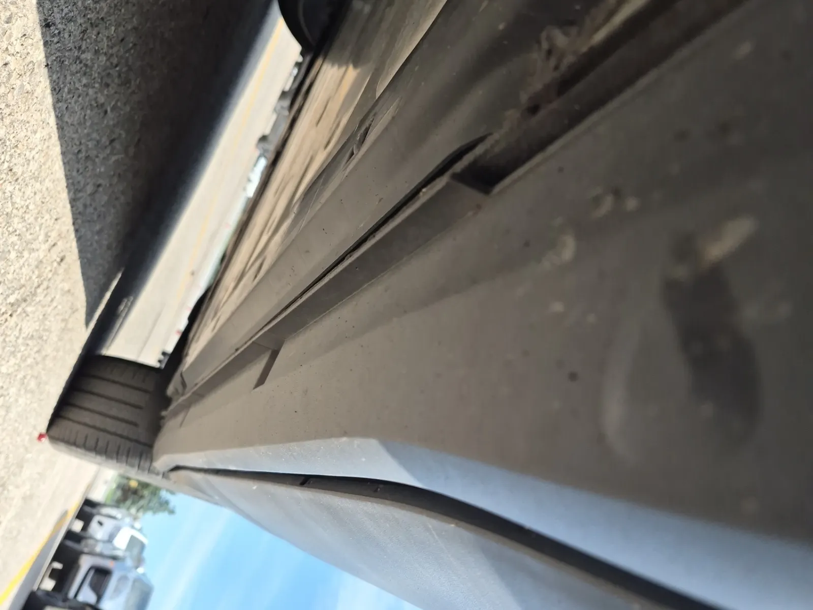 Undercarriage - Driver Photo