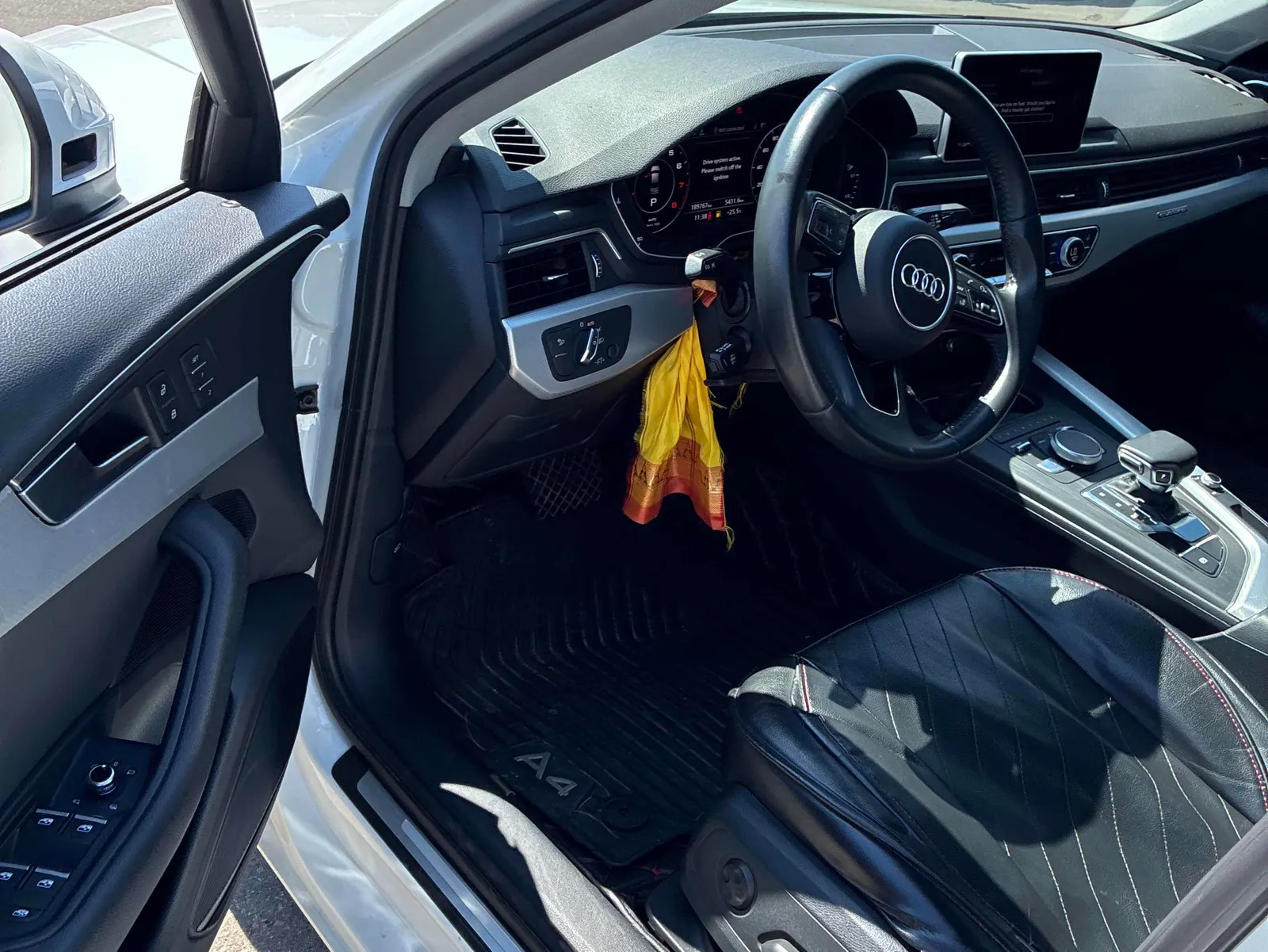 Interior driver side