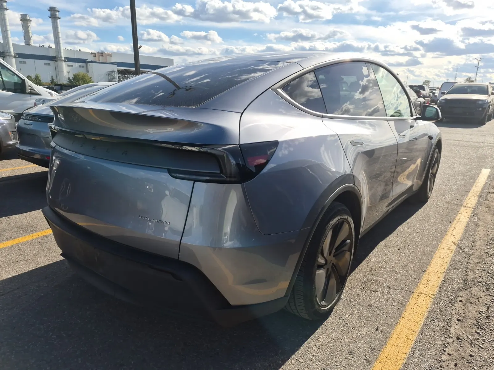 Passenger Rear 3/4 Photo