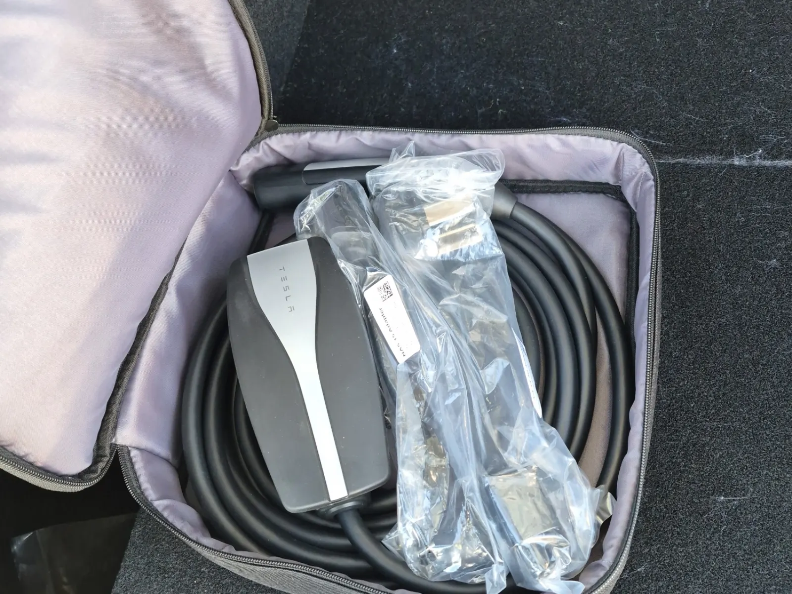 Charging Cable Photo