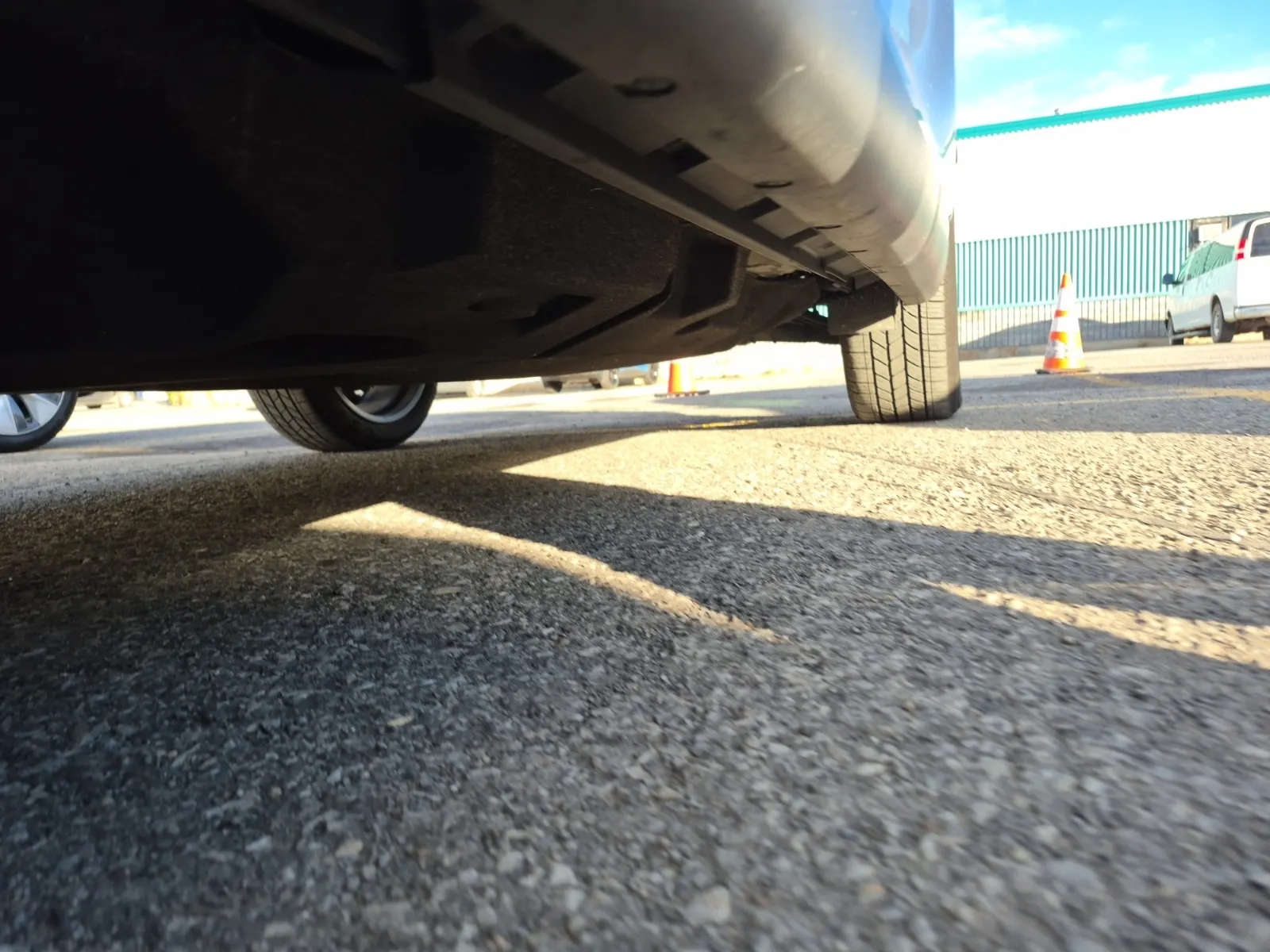 Undercarriage - Driver Photo