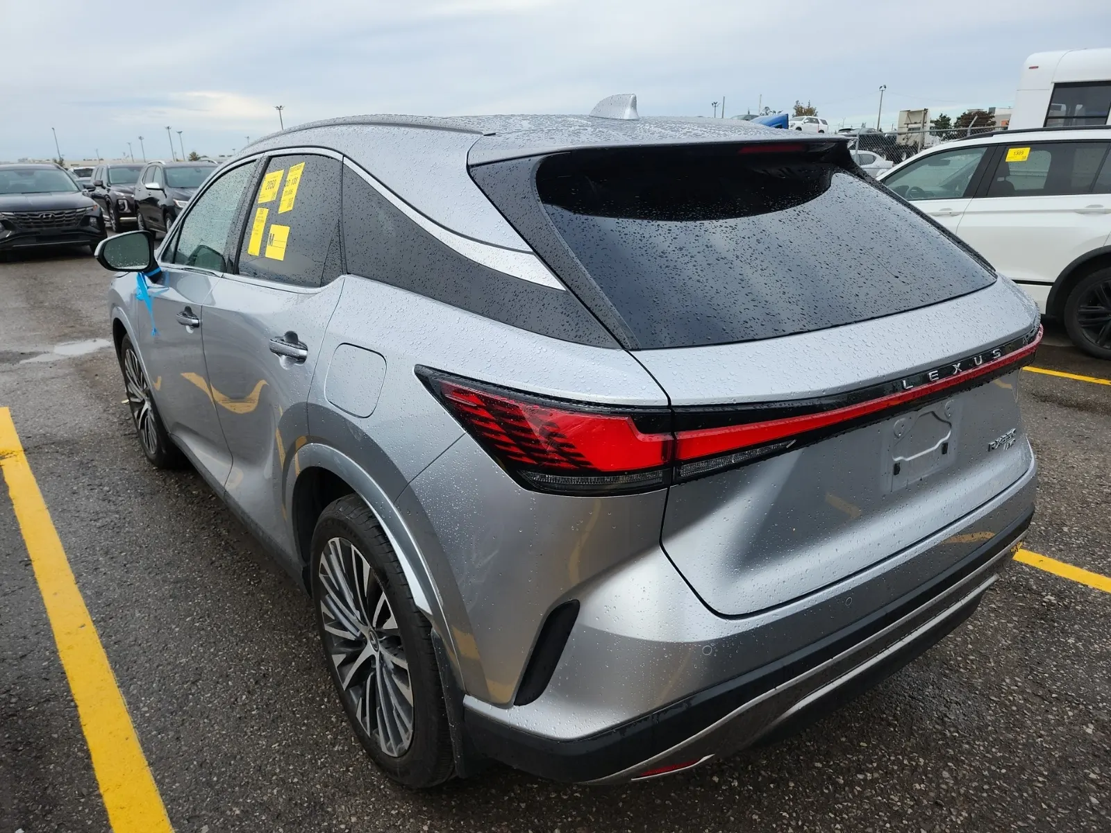 Driver Rear 3/4 Photo