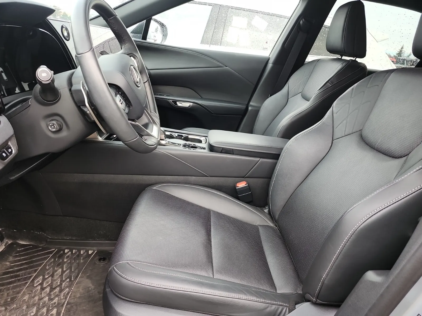 Front Interior Photo