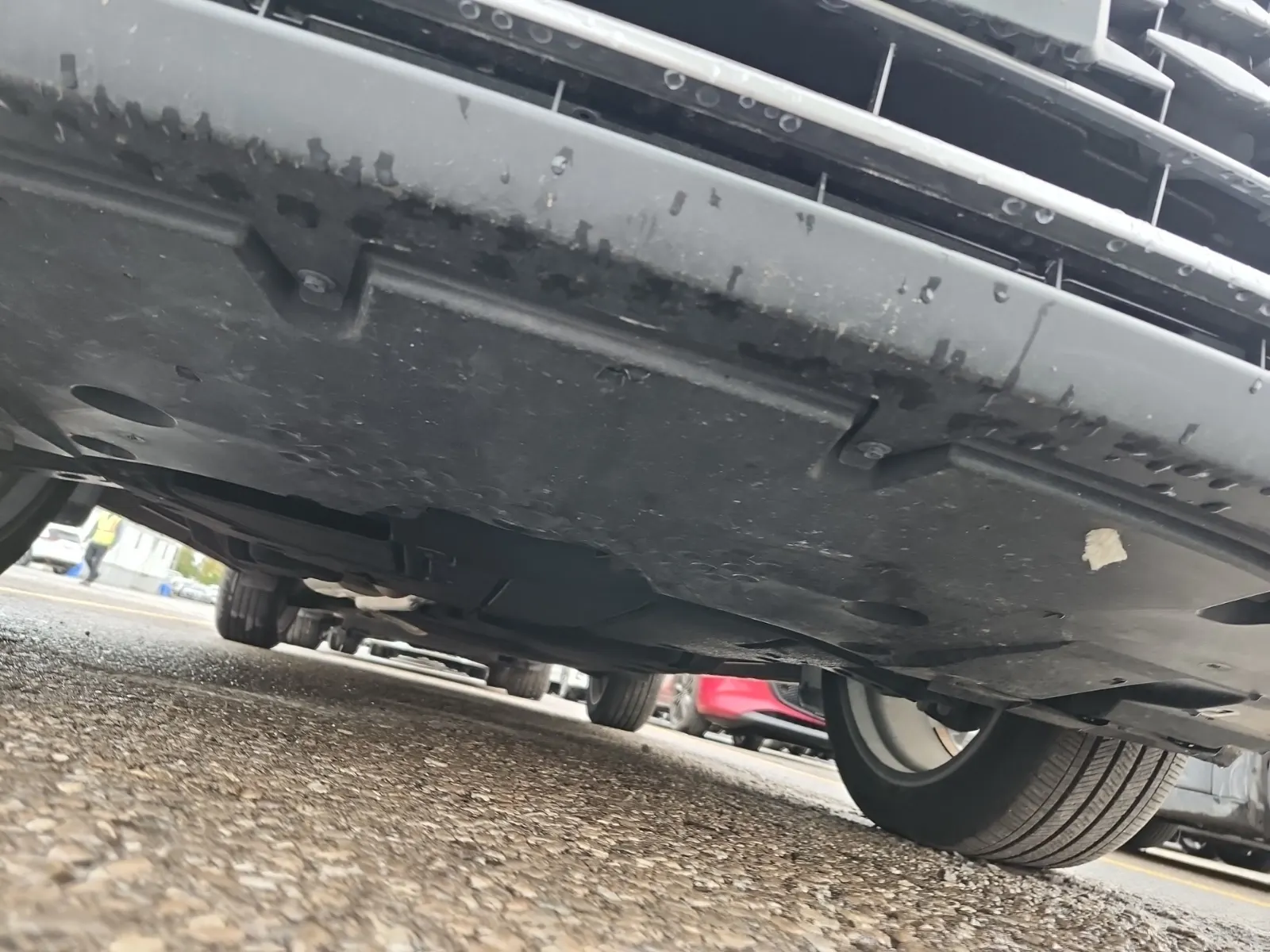 Undercarriage - Front Photo
