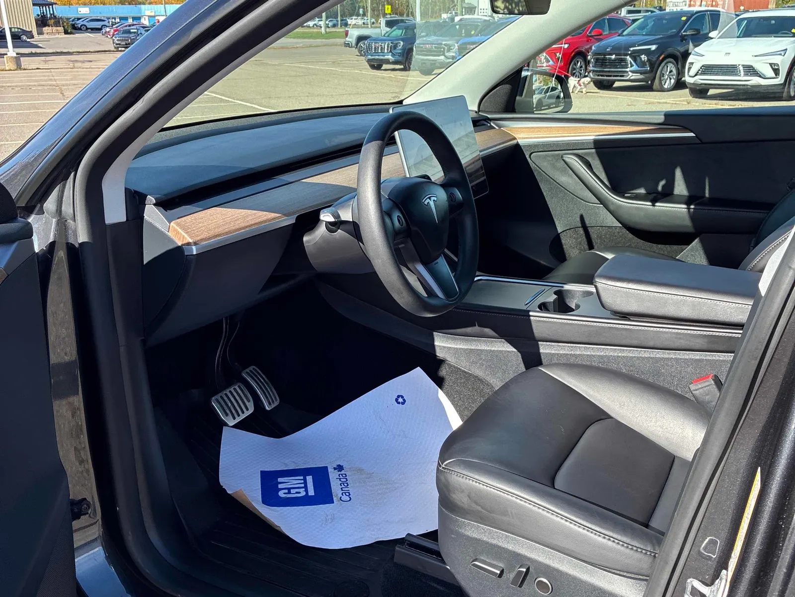 Interior driver side