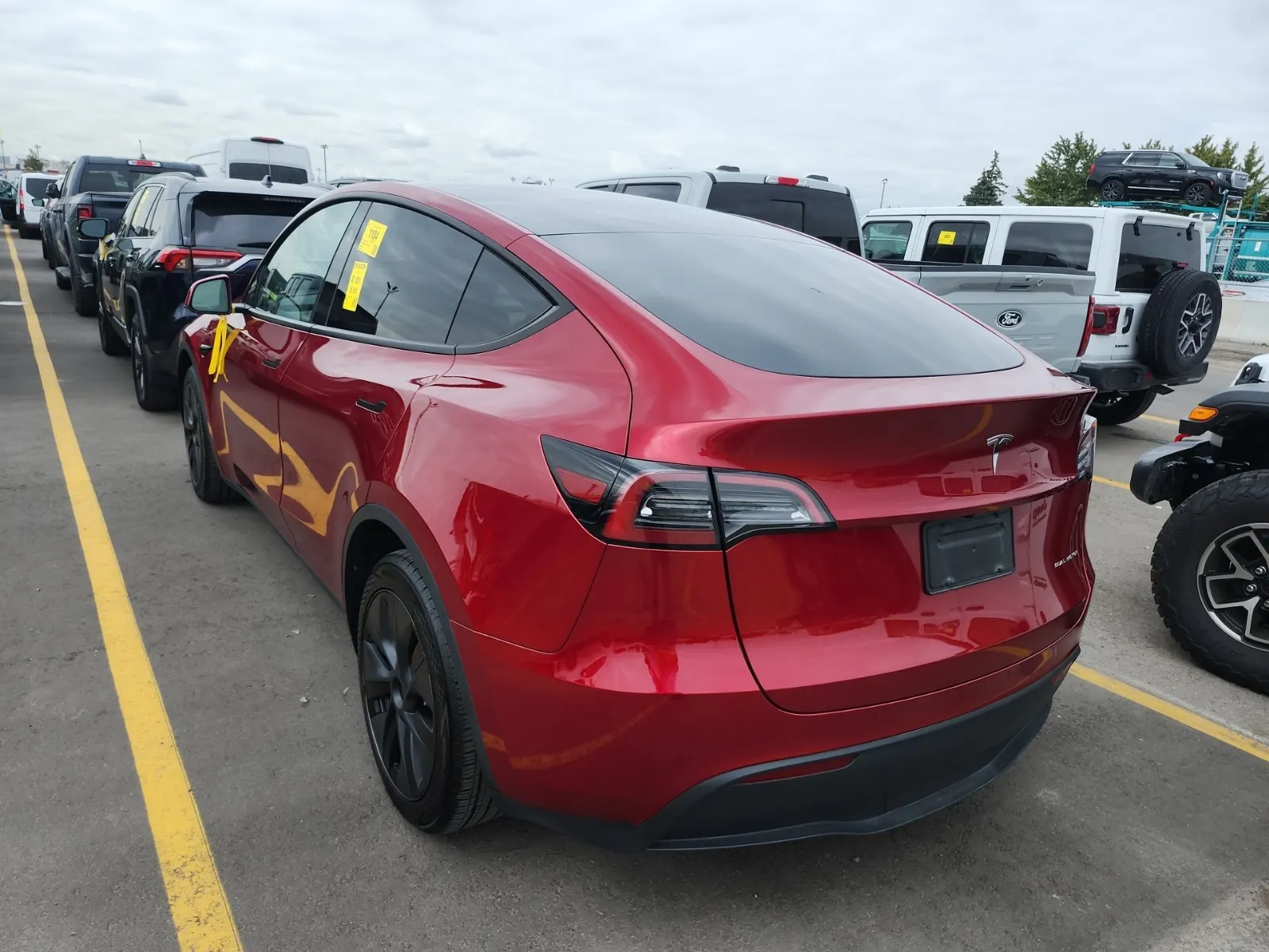 Driver Rear 3/4 Photo