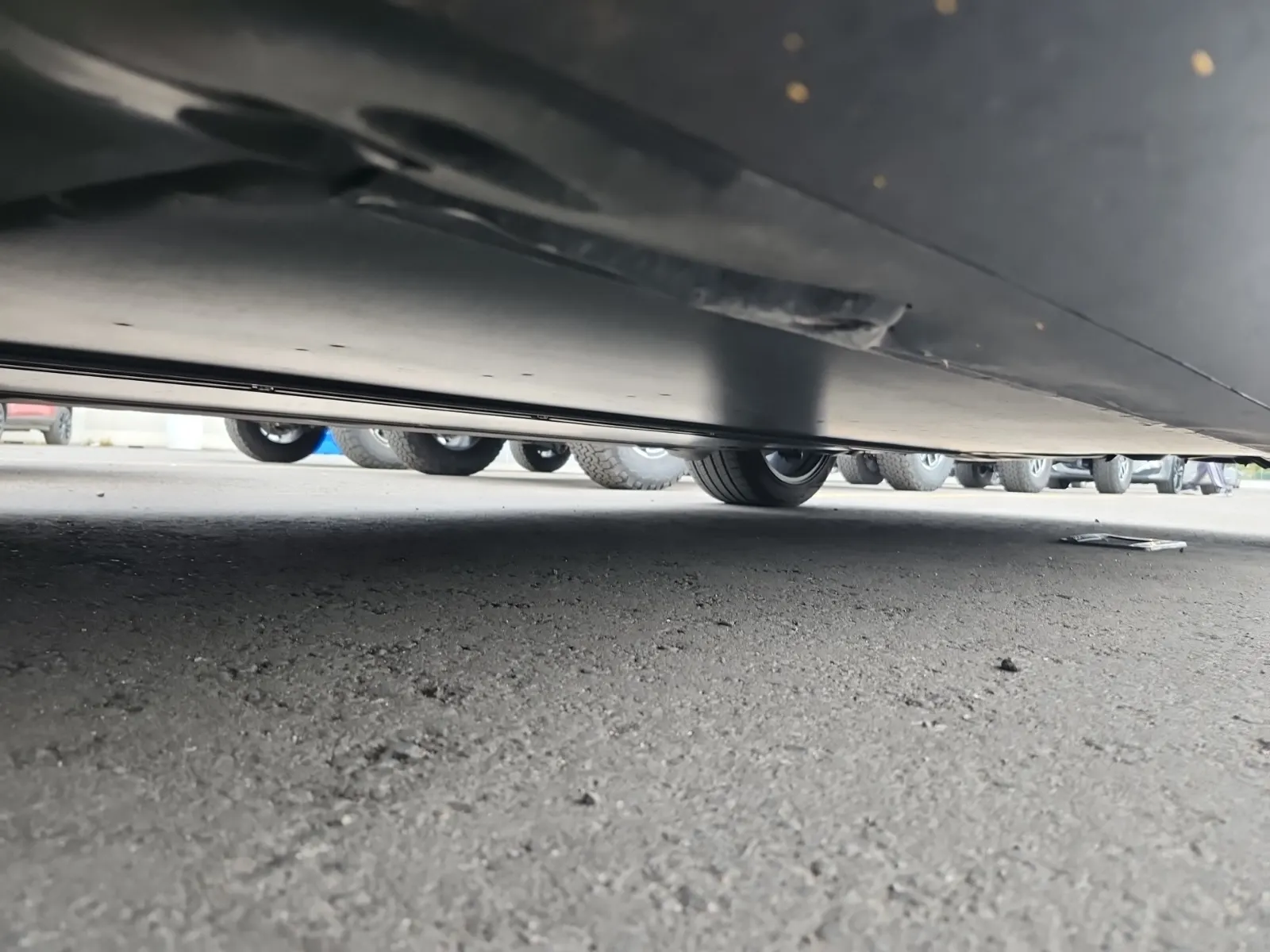 Undercarriage - Driver Photo