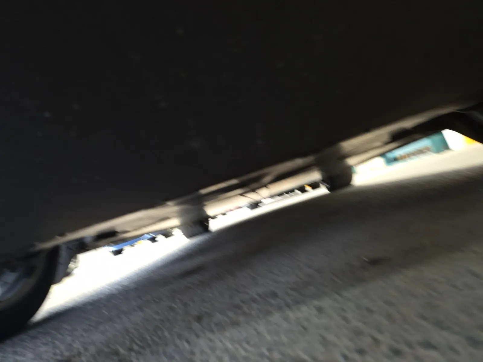 Undercarriage - Front Photo