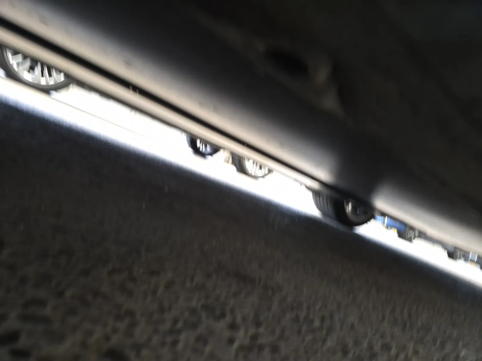 Undercarriage - Driver Photo