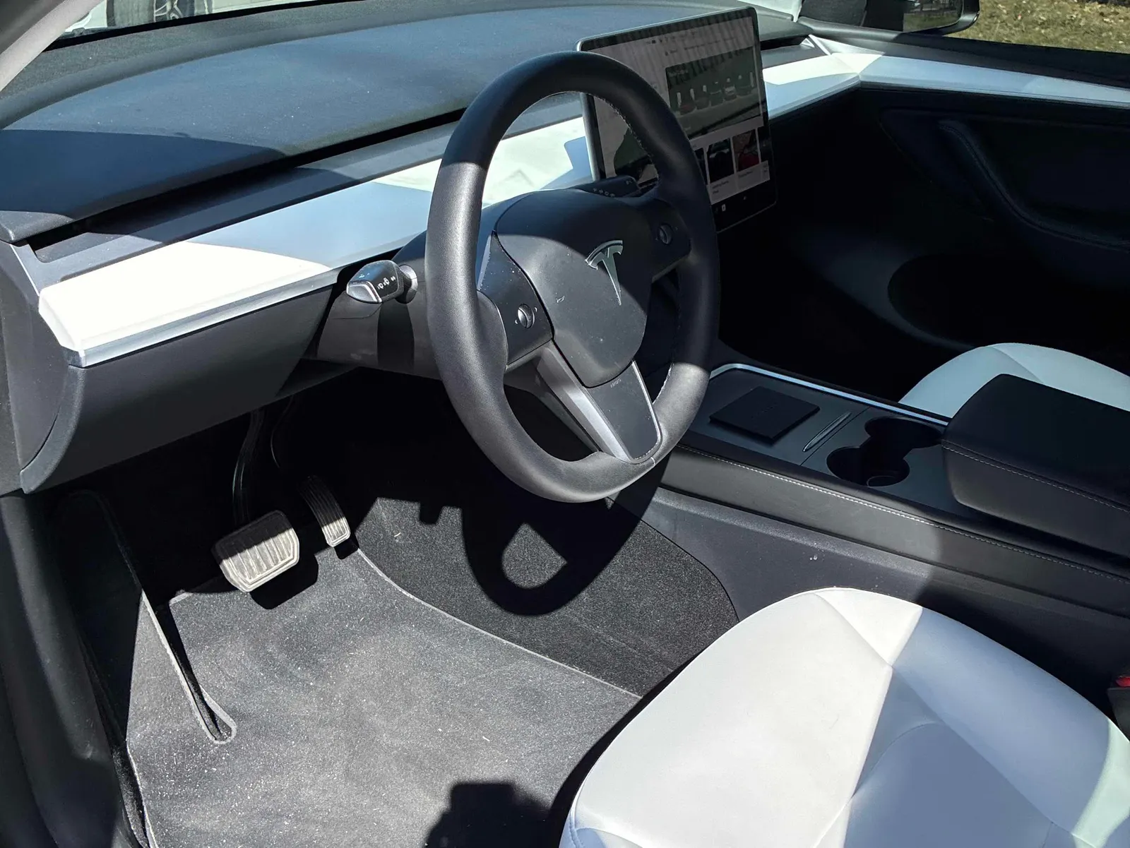 Interior driver side