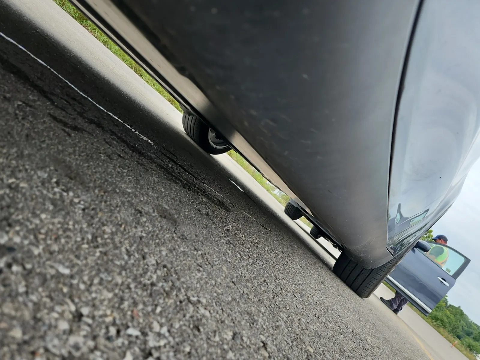 Undercarriage - Driver Photo