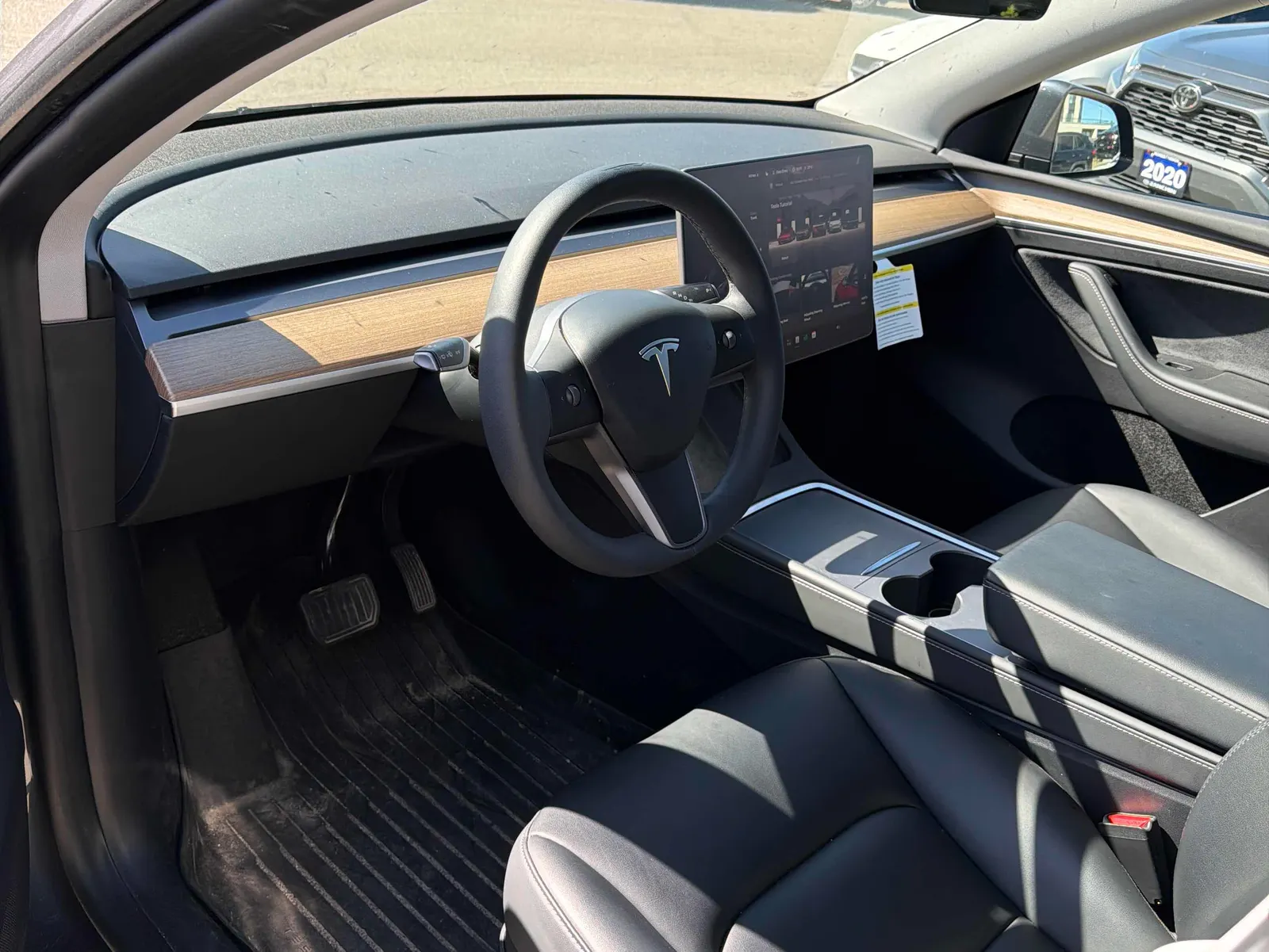 Interior driver side