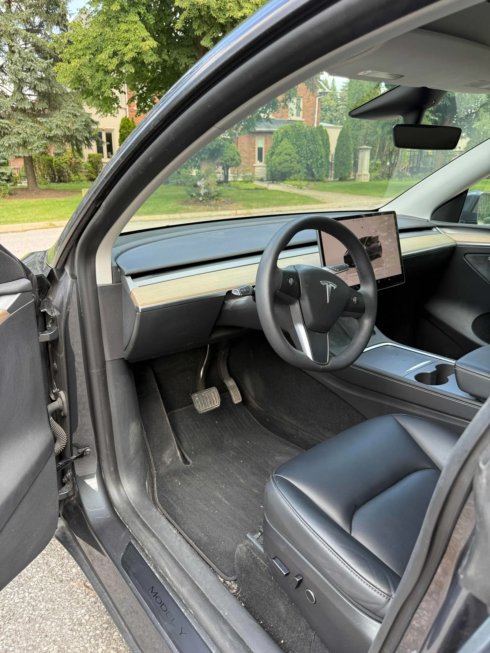 Interior driver side