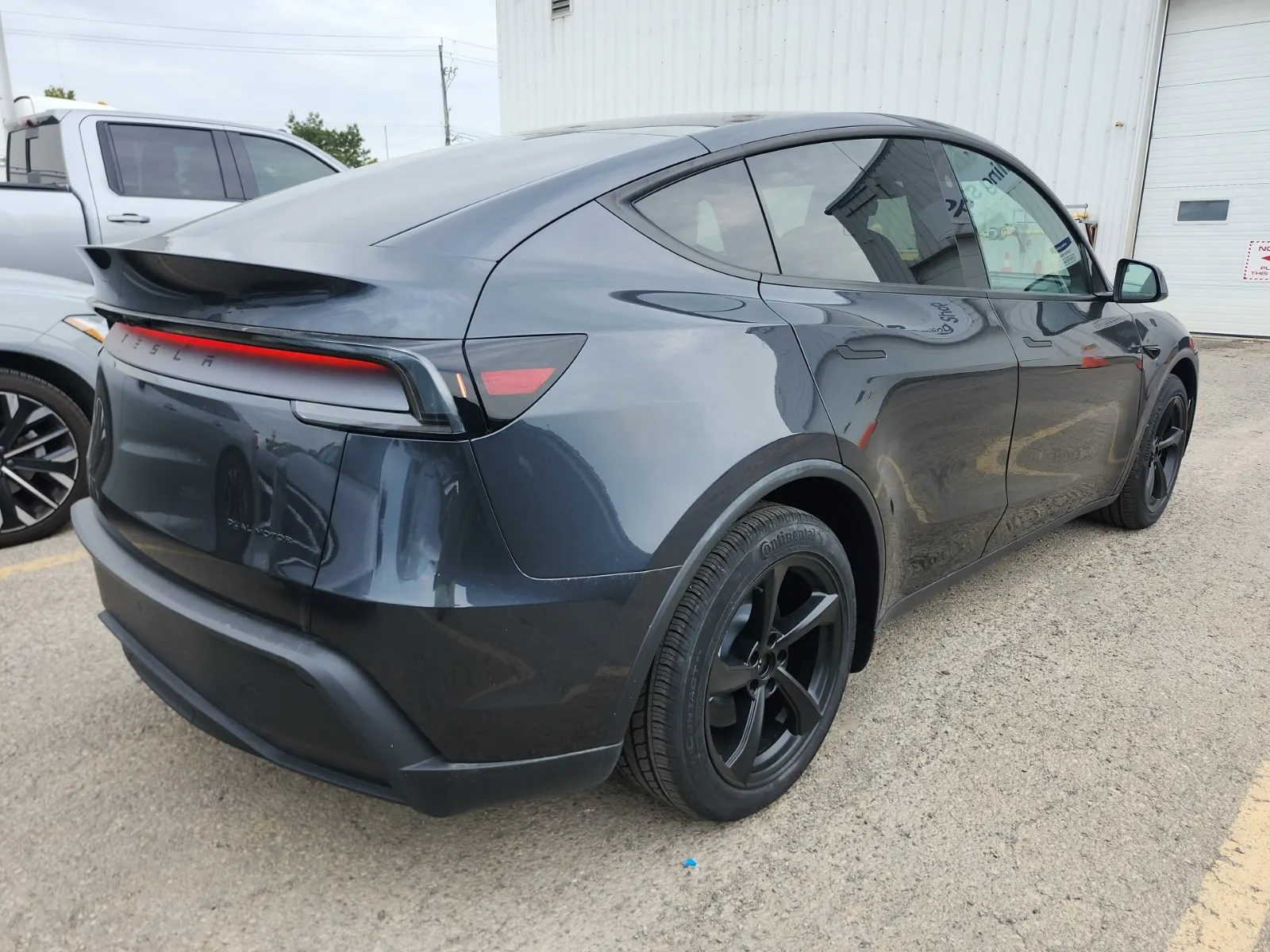 Passenger Rear 3/4 Photo