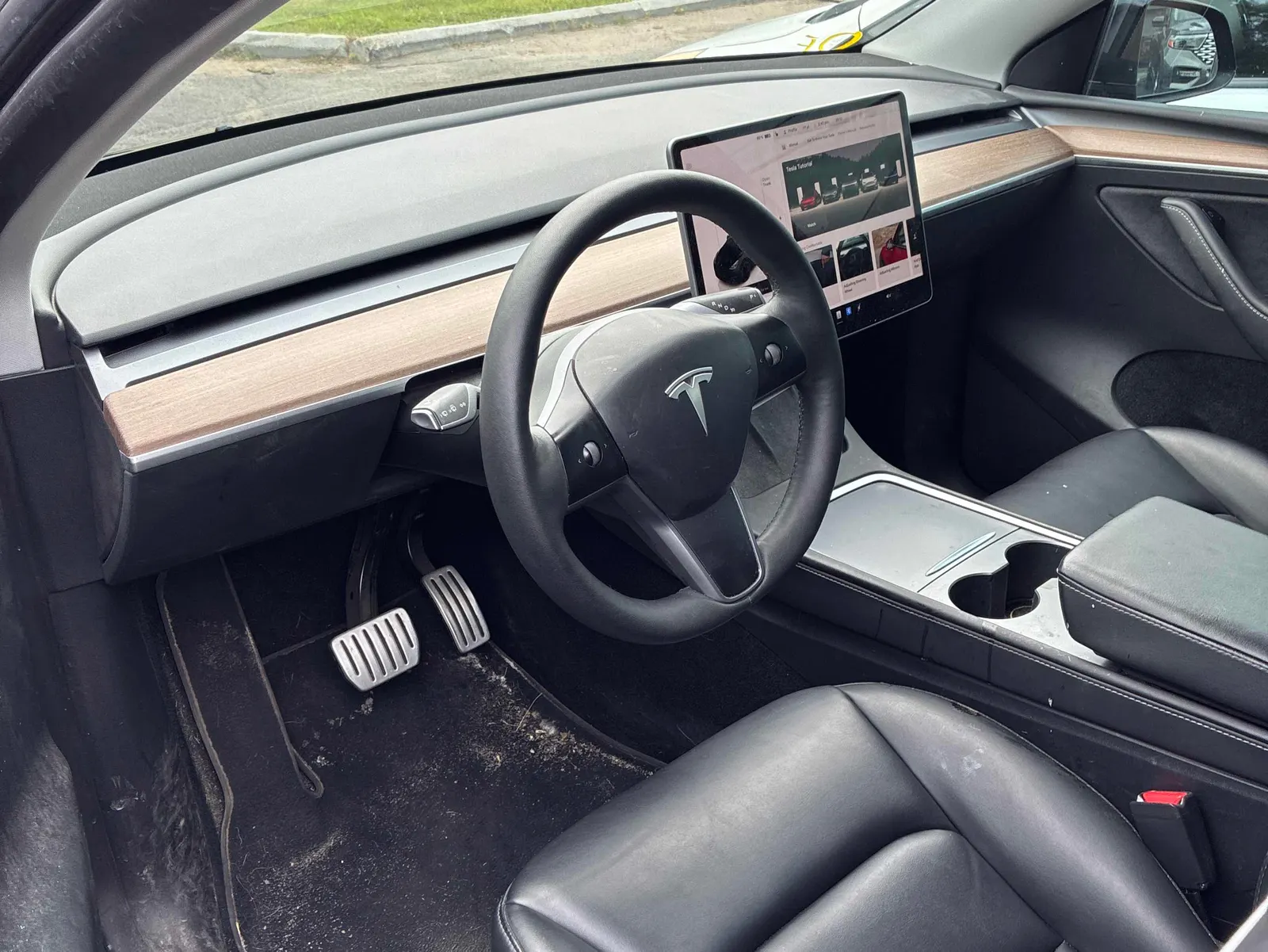Interior driver side