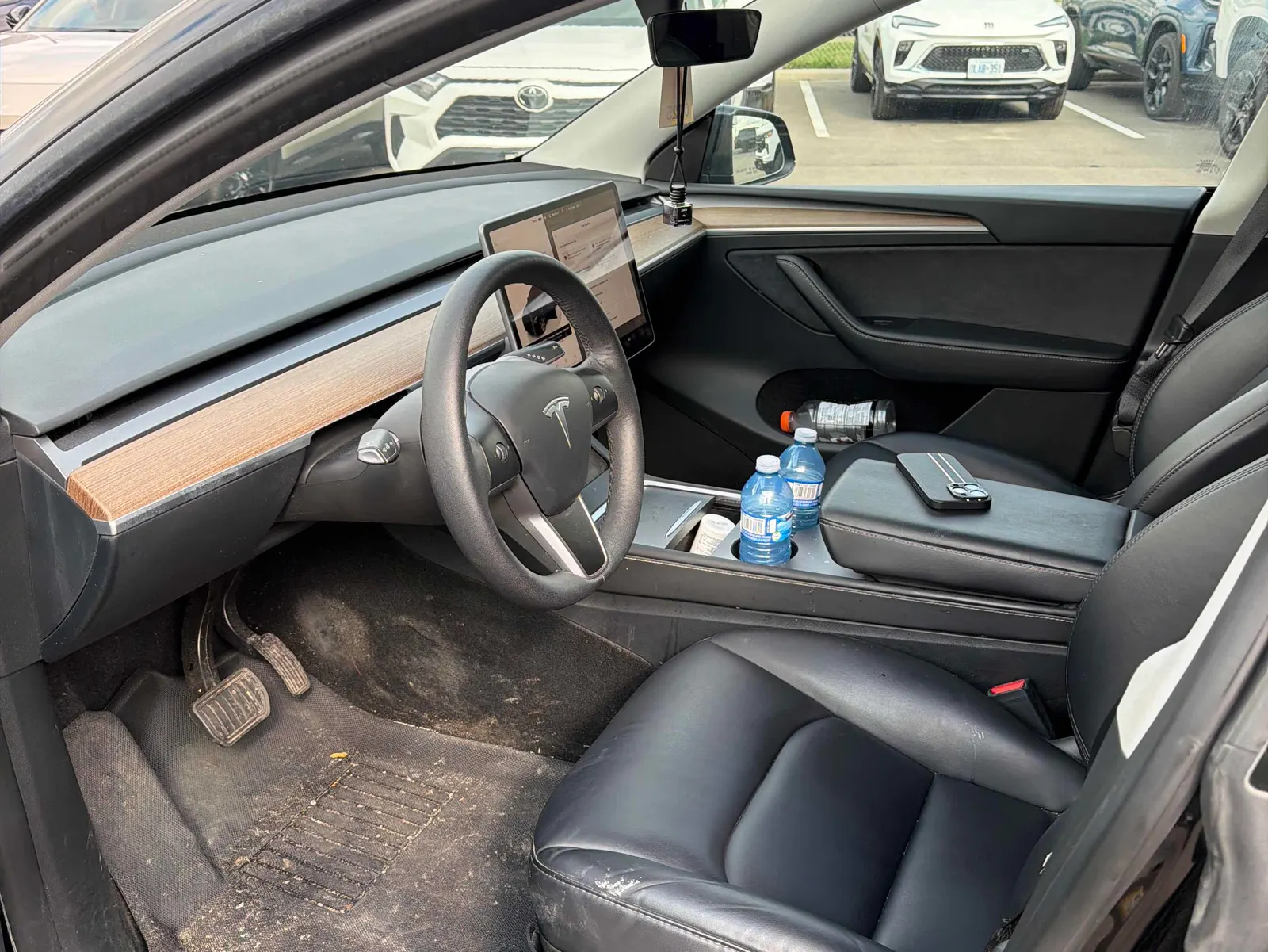 Interior driver side