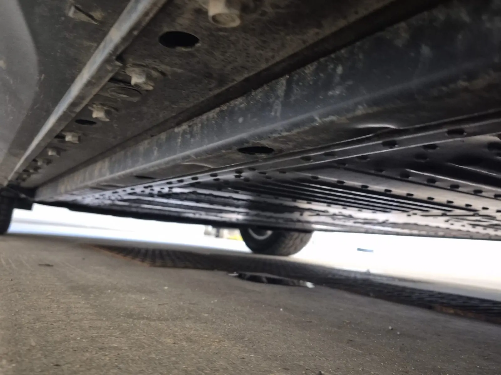 Undercarriage - Driver Photo