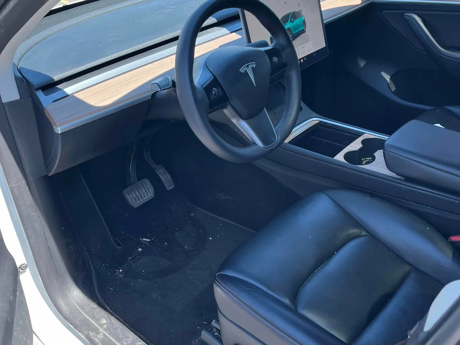Interior driver side