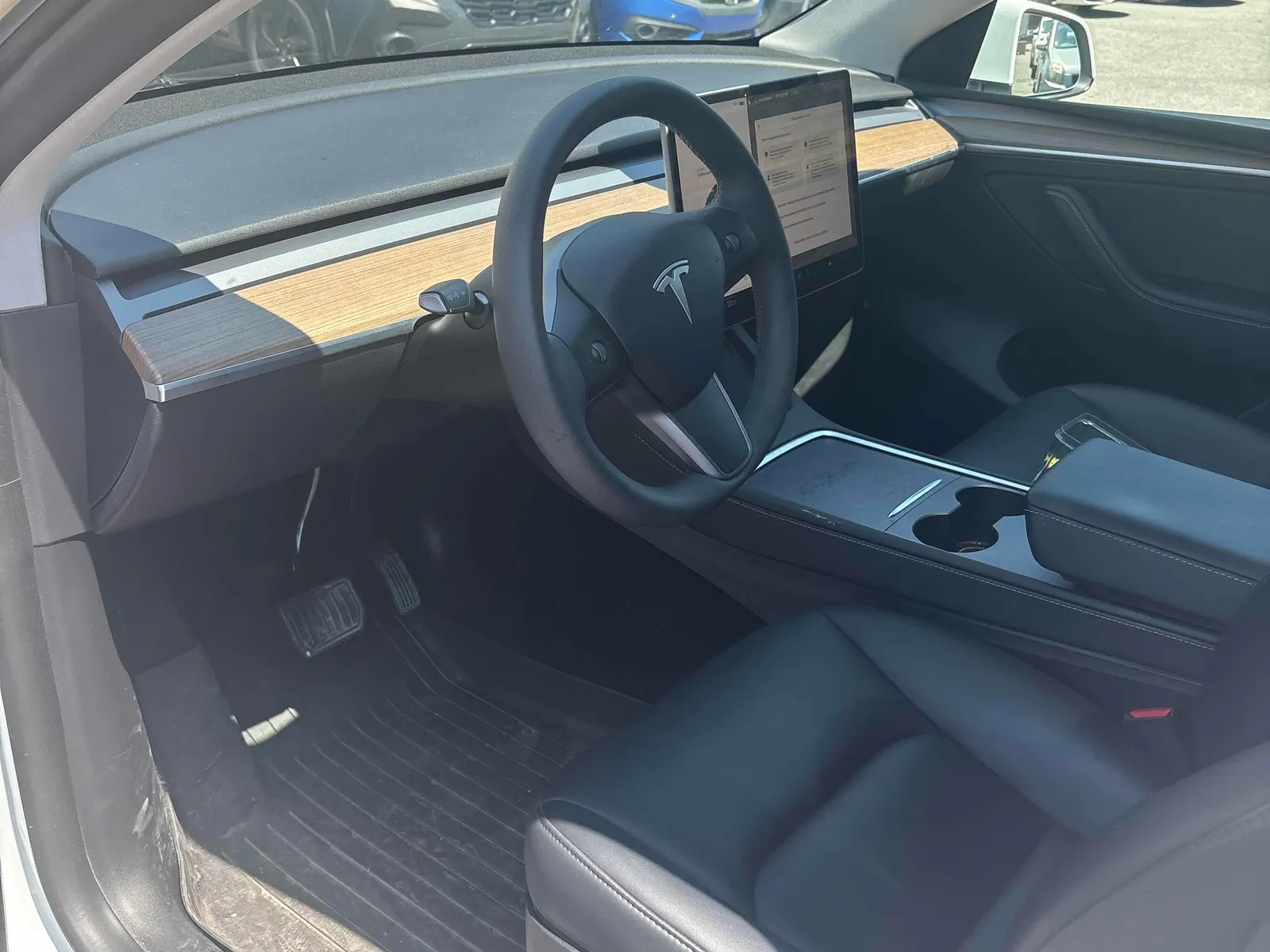 Interior driver side