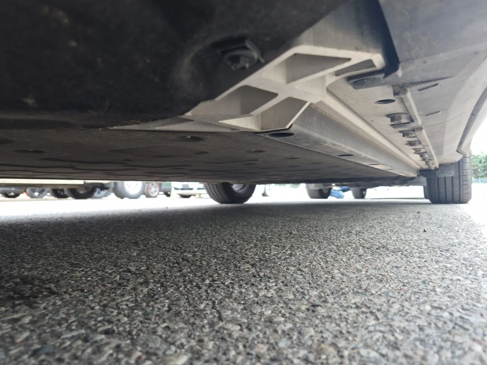 Undercarriage - Driver Photo