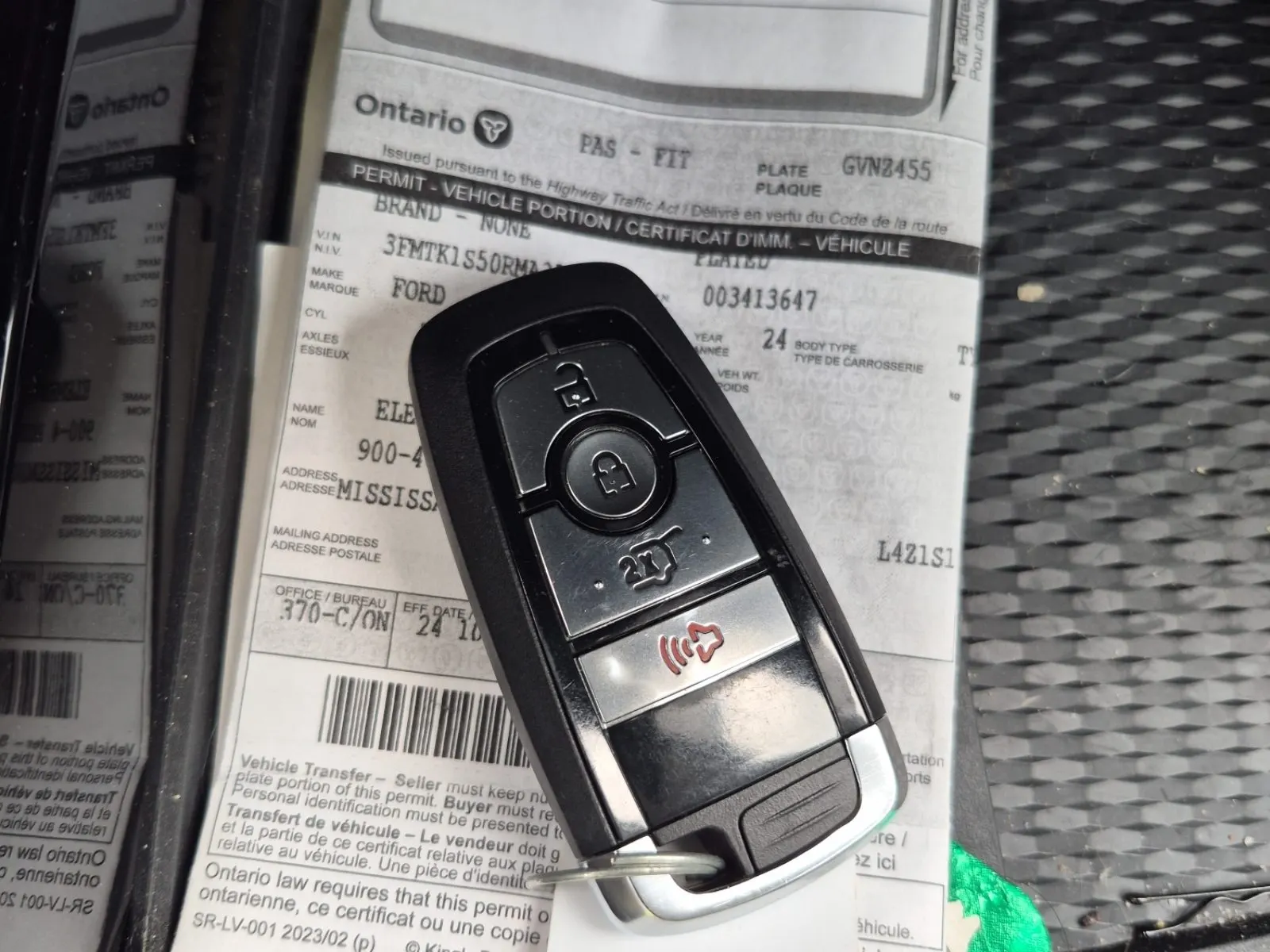 Keys/Fobs/Manual Photo