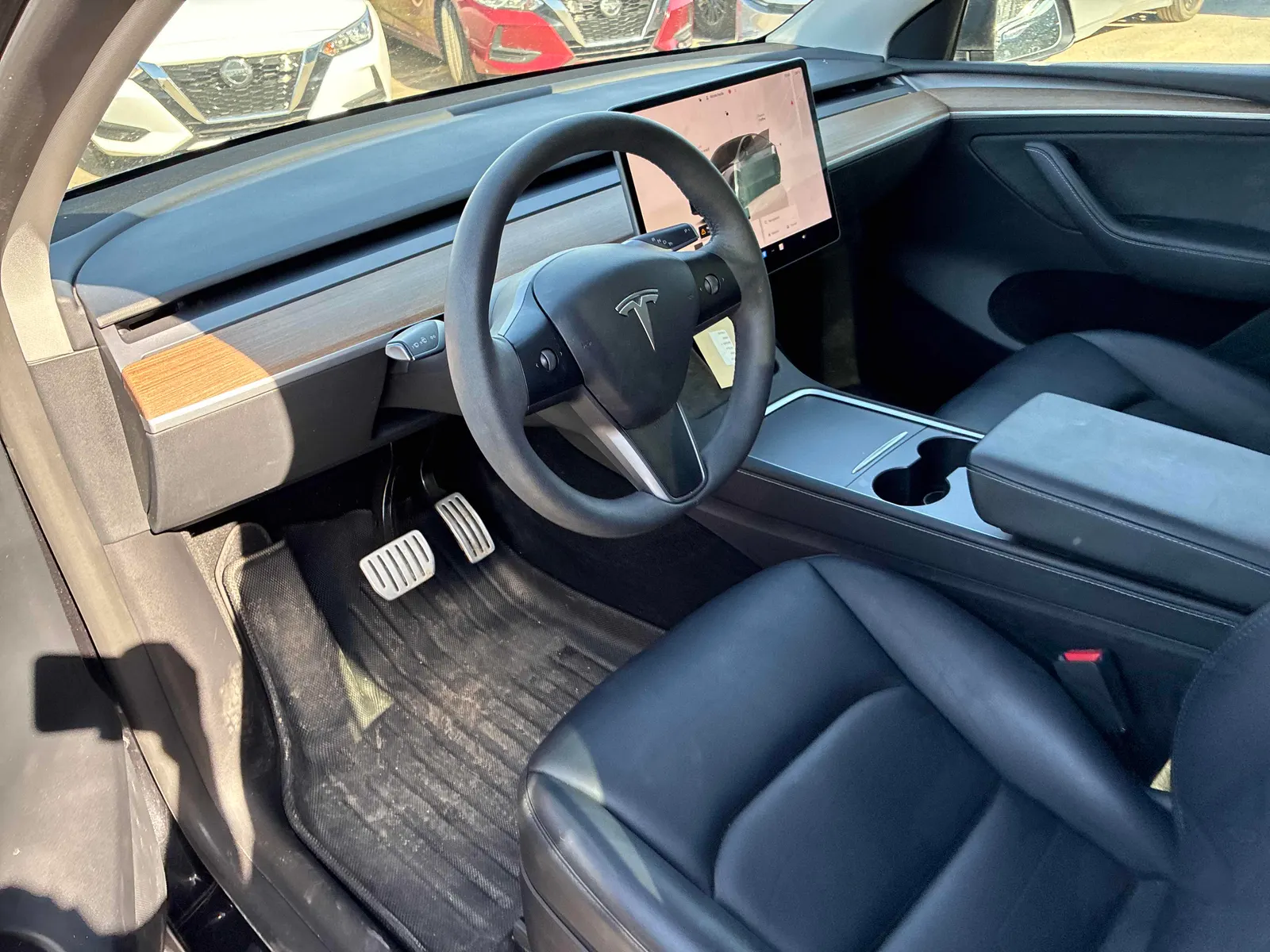 Interior driver side