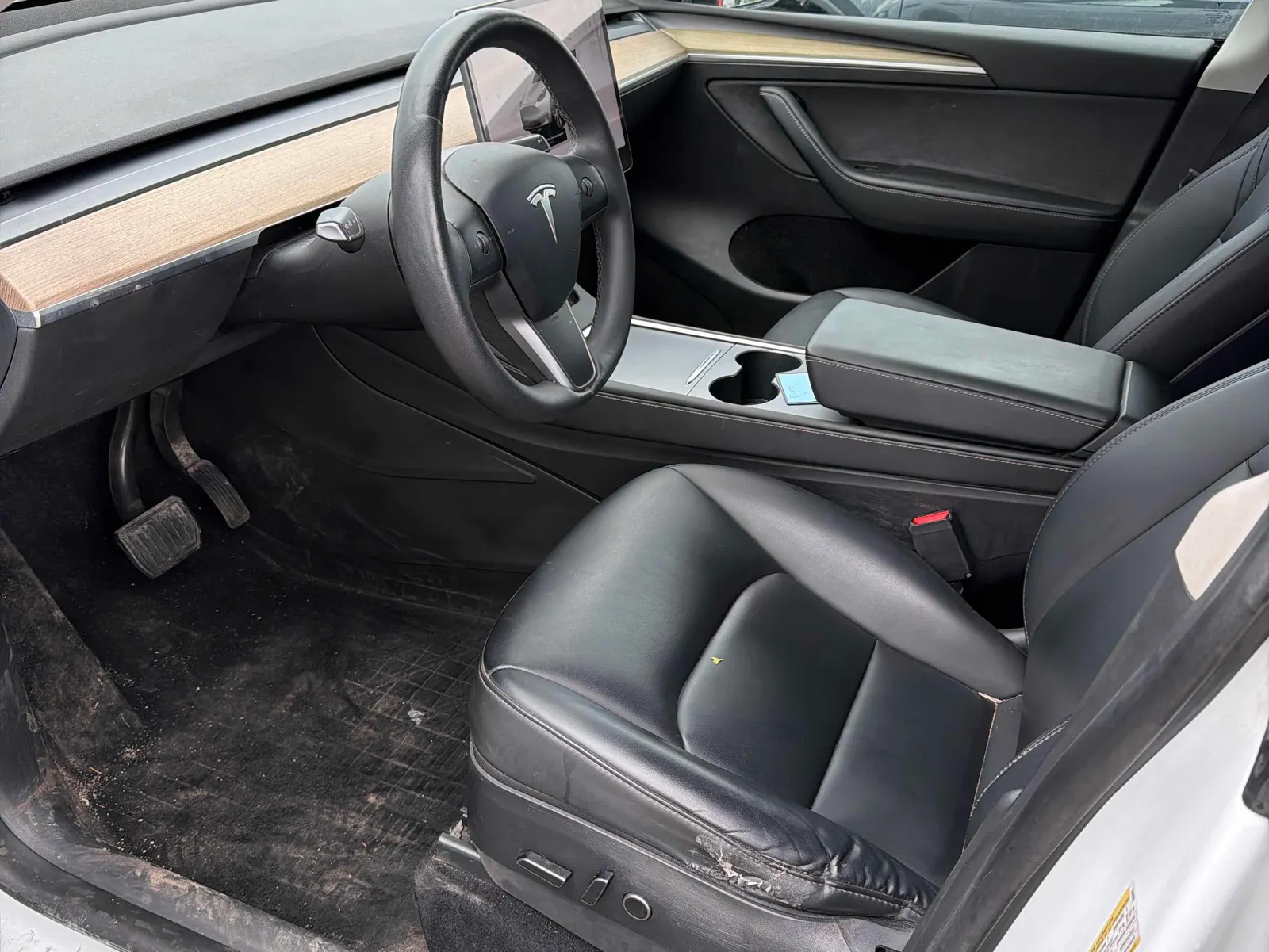 Interior driver side