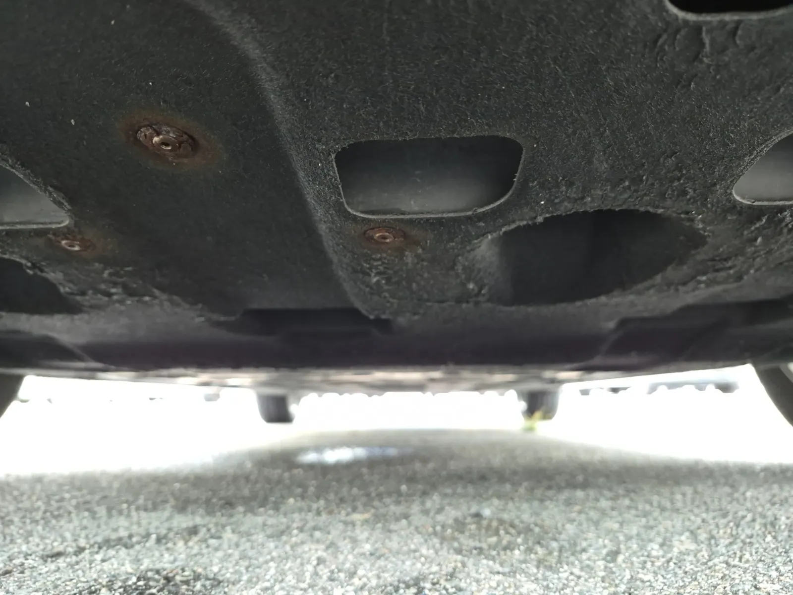 Undercarriage - Front Photo