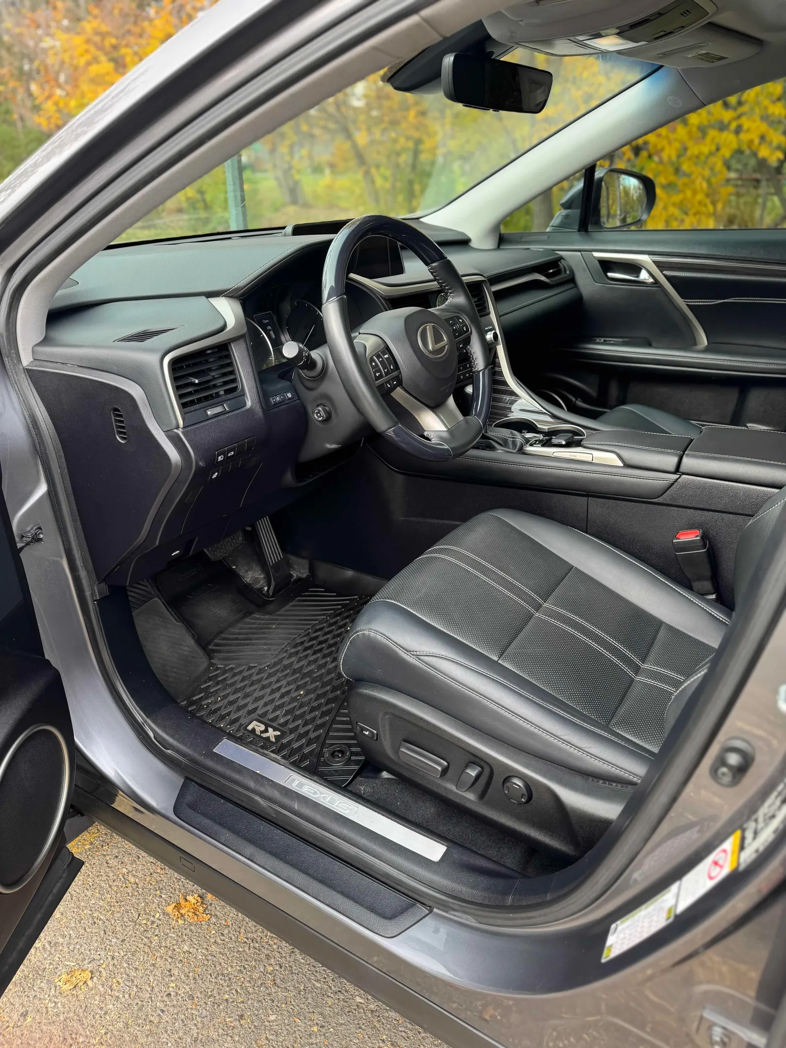 Interior driver side