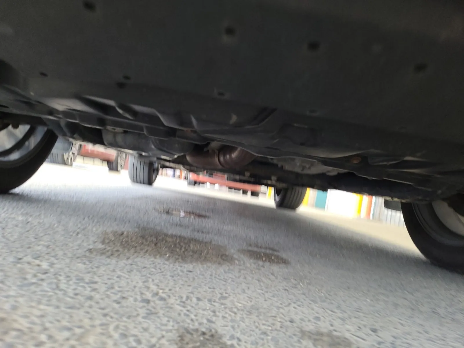 Undercarriage - Front Photo
