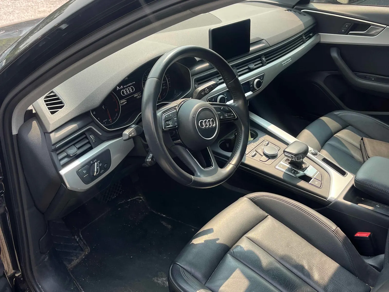 Interior driver side