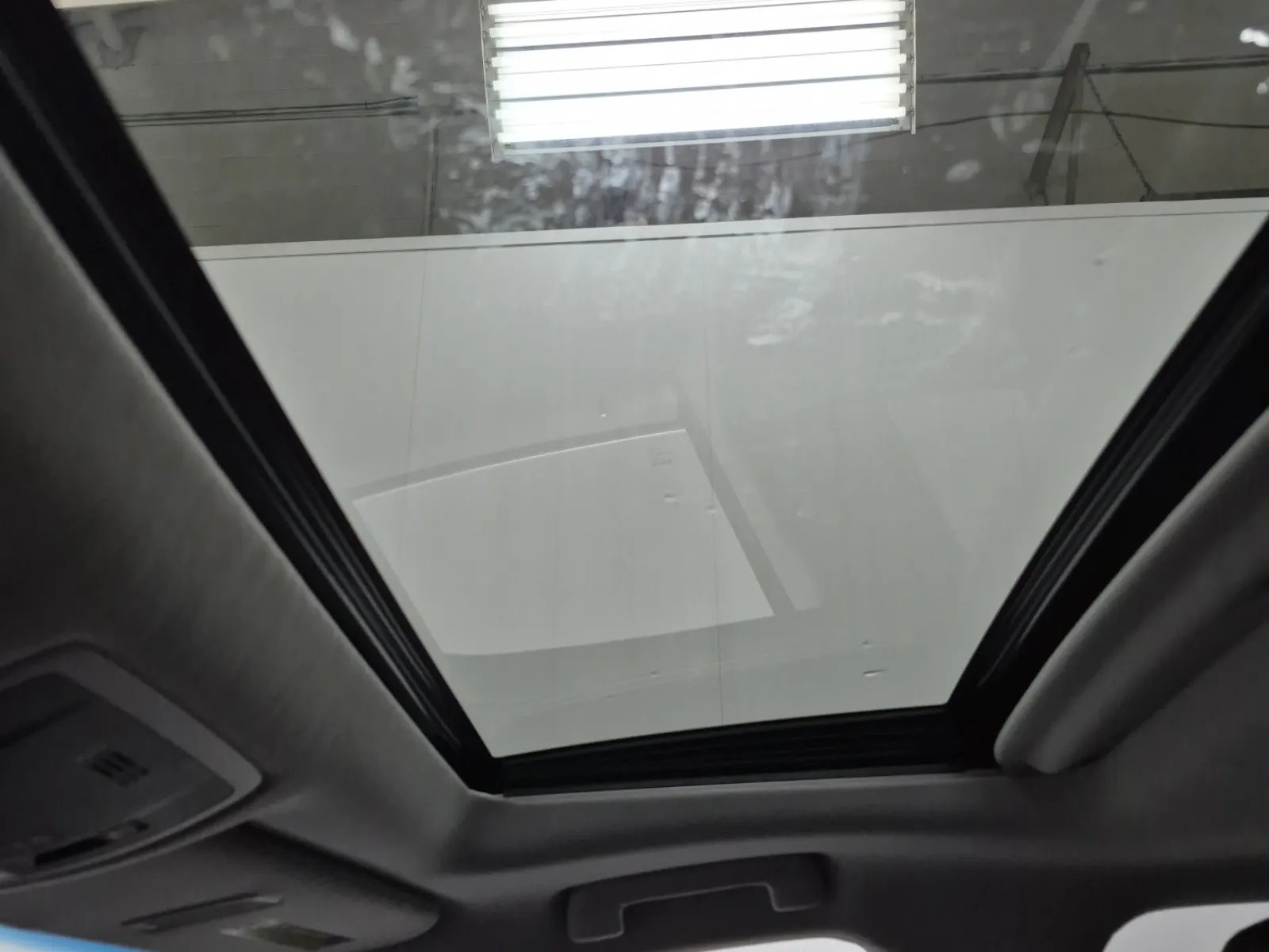 Interior Roof Photo