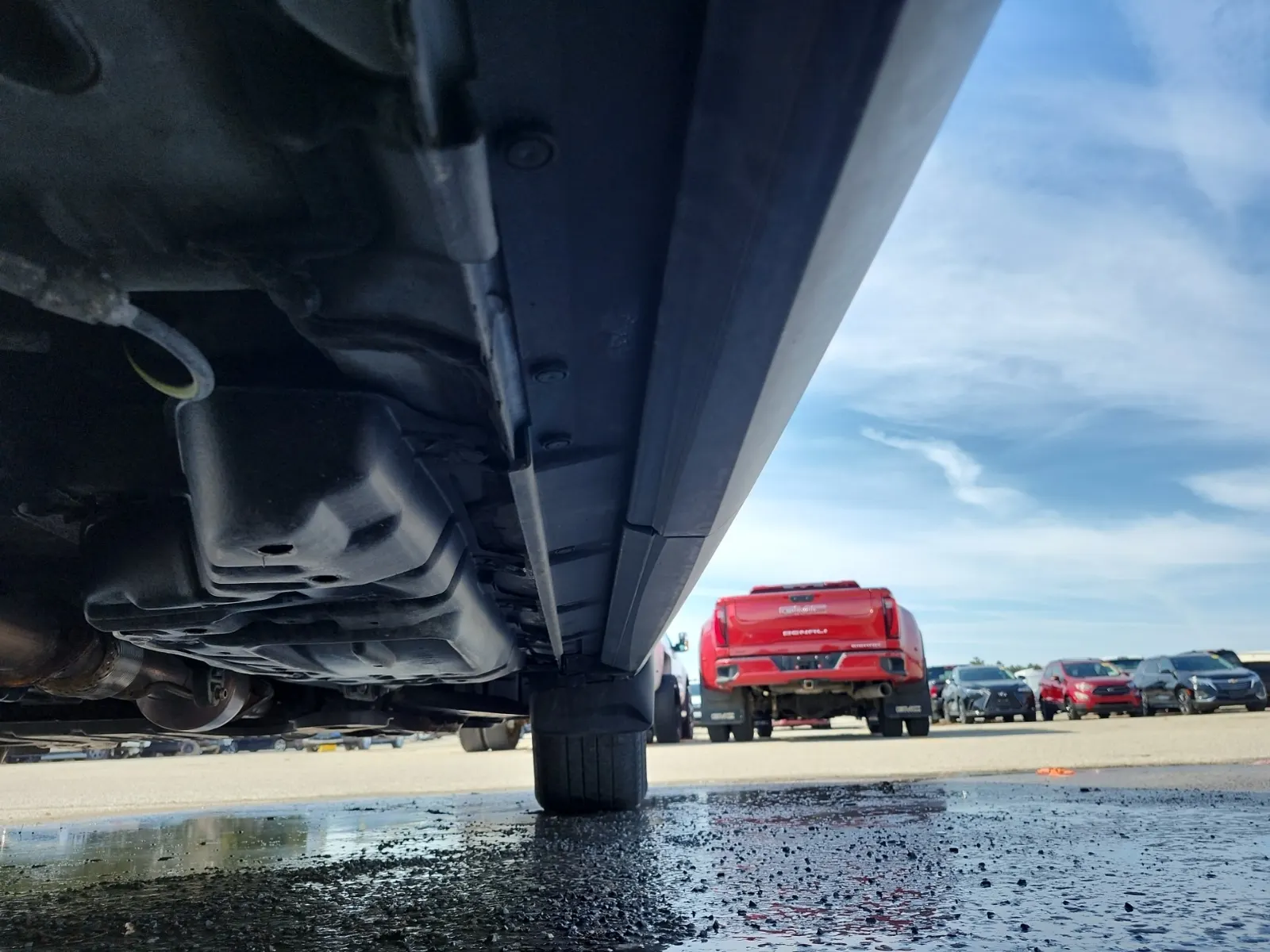 Undercarriage - Passenger Photo