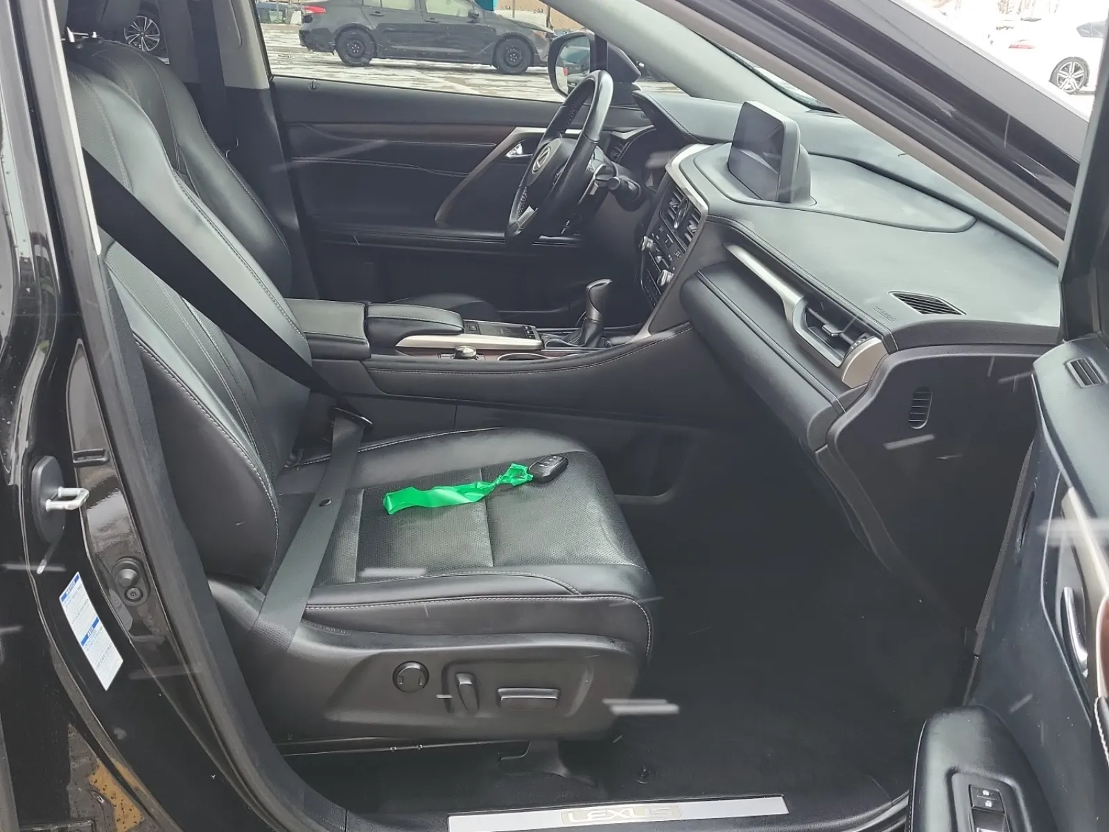 Right Side Interior Photo