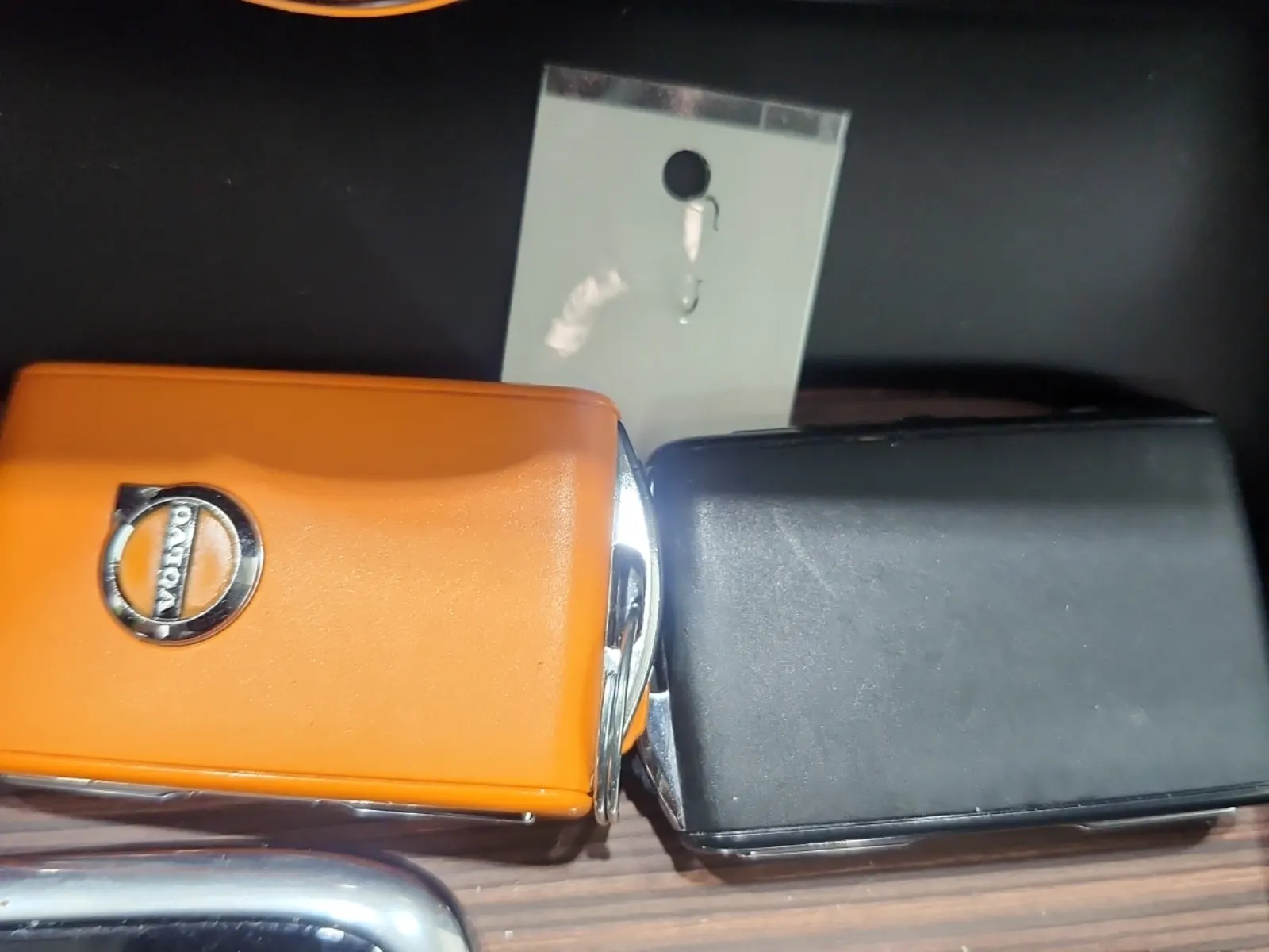 Keys/Fobs/Manual Photo