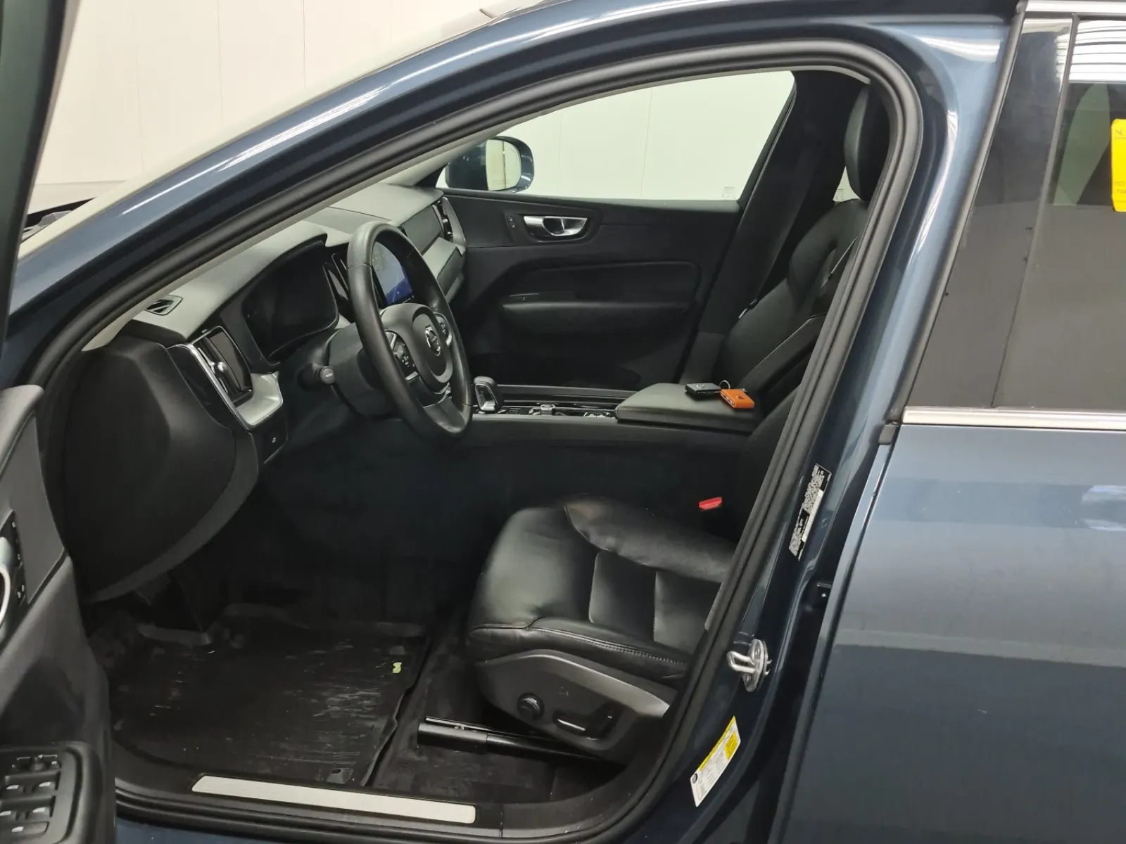 Front Interior Photo