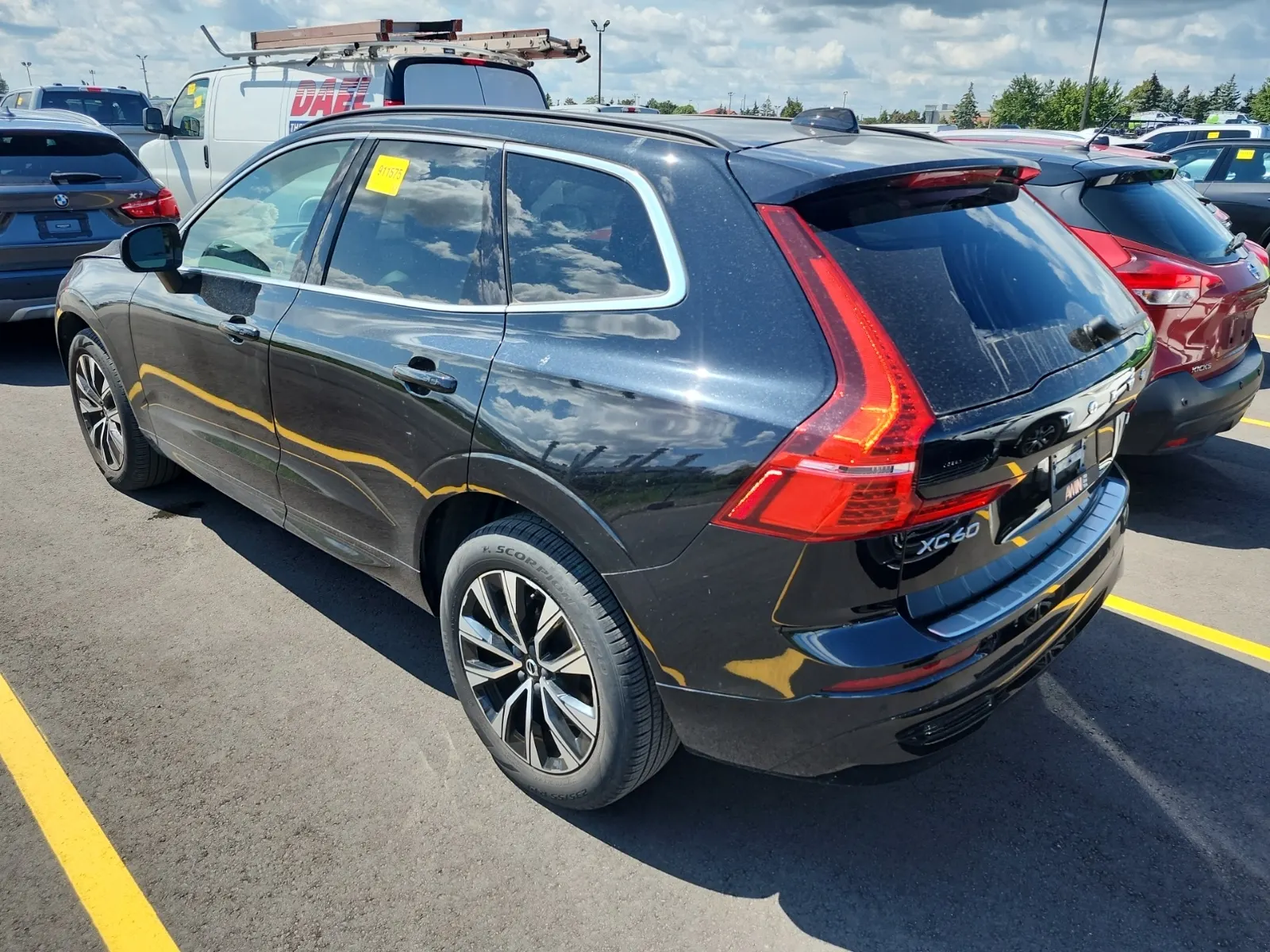 Driver Rear 3/4 Photo