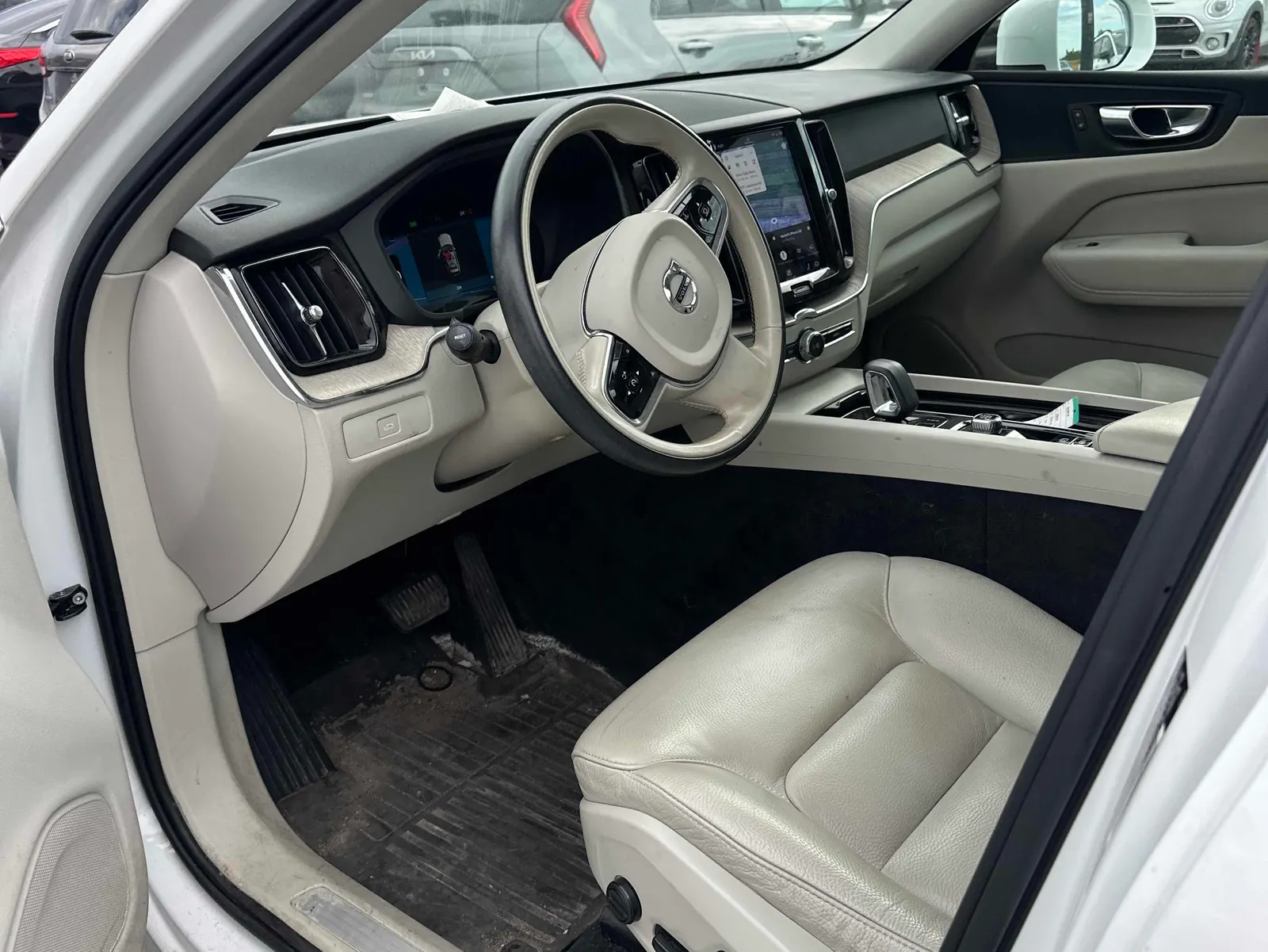 Interior driver side