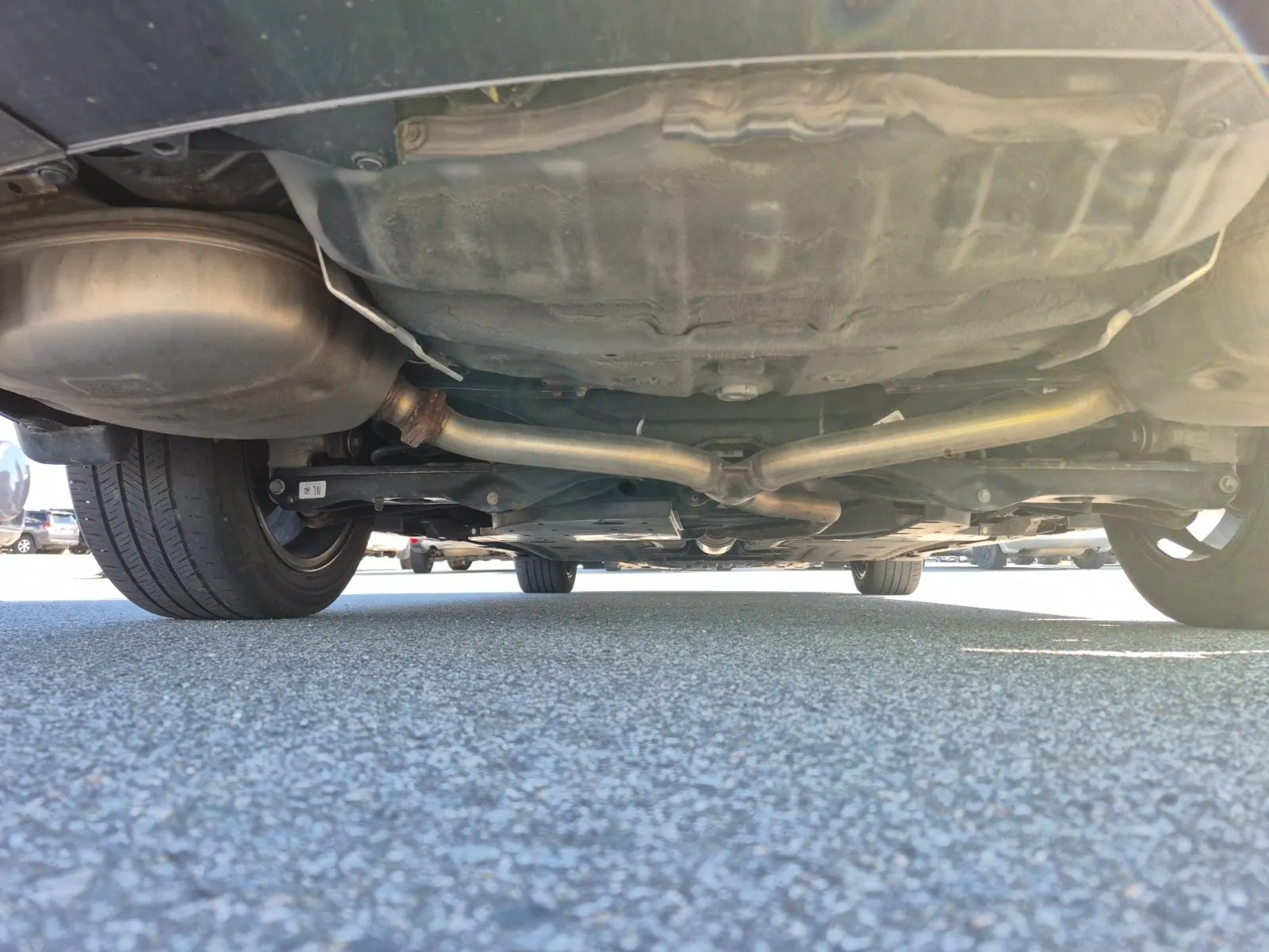 Undercarriage - Rear Photo