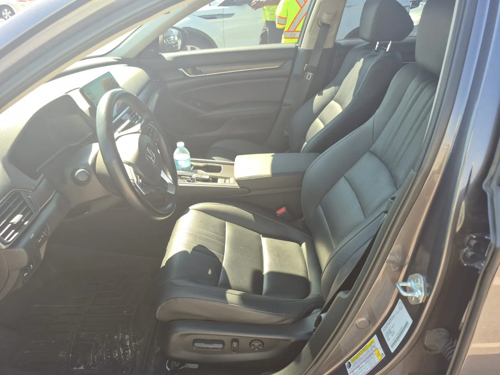 Front Interior Photo