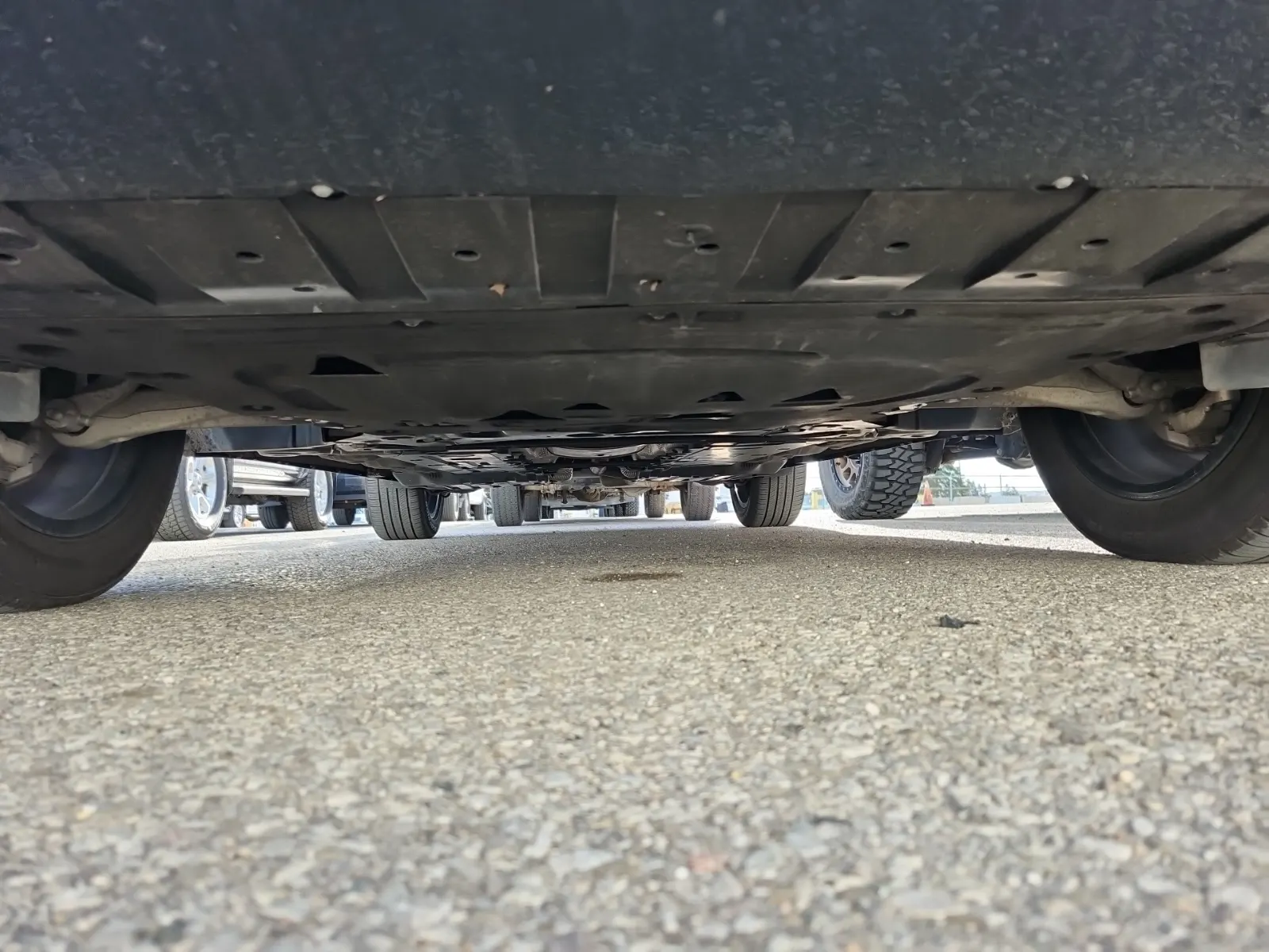Undercarriage - Front Photo