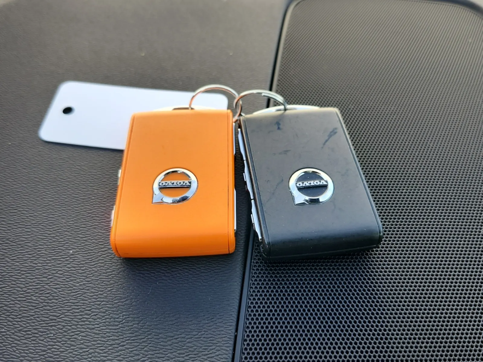 Keys/Fobs/Manual Photo