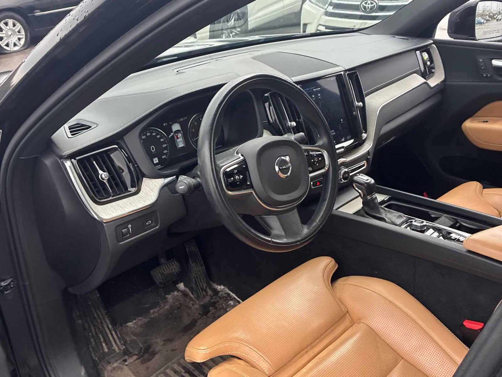 Interior driver side