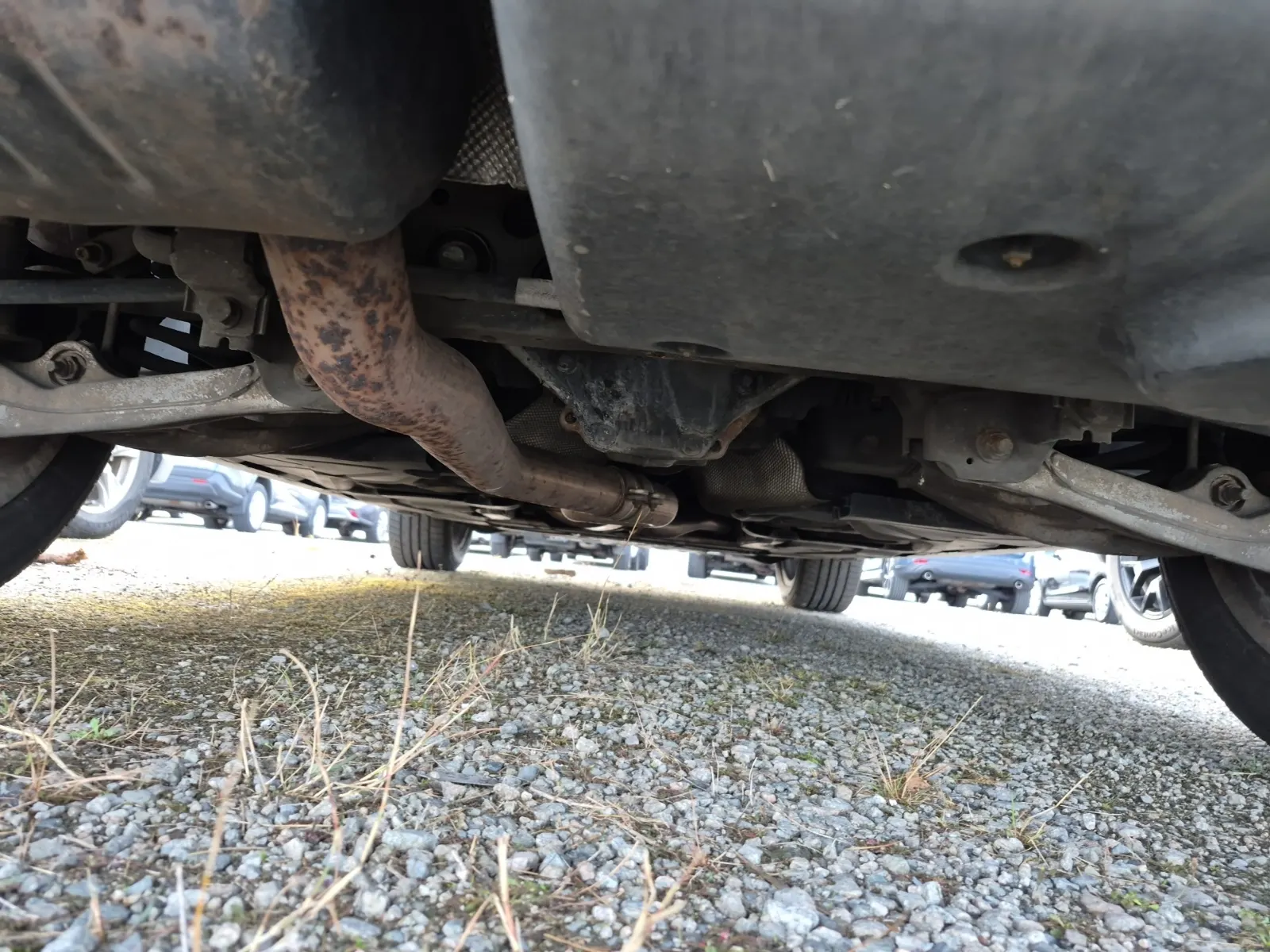 Undercarriage - Rear Photo