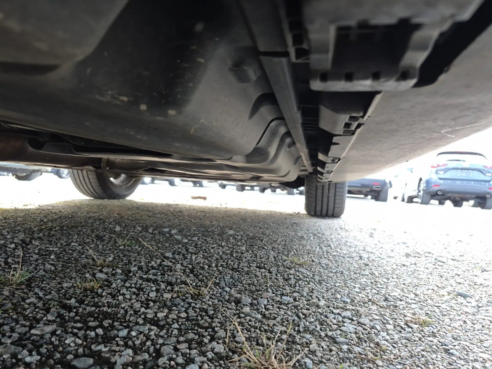 Undercarriage - Passenger Photo