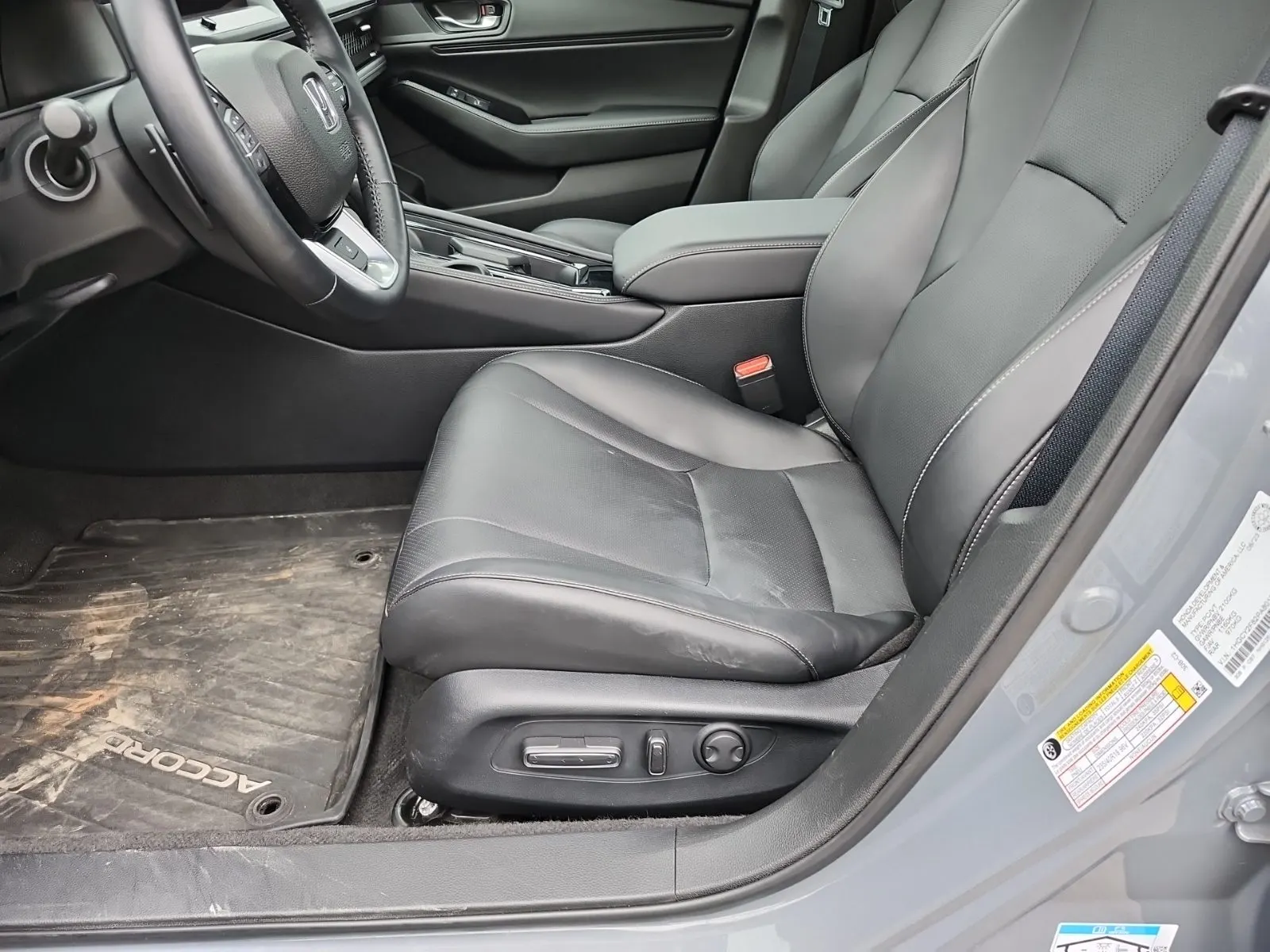 Front Interior Photo