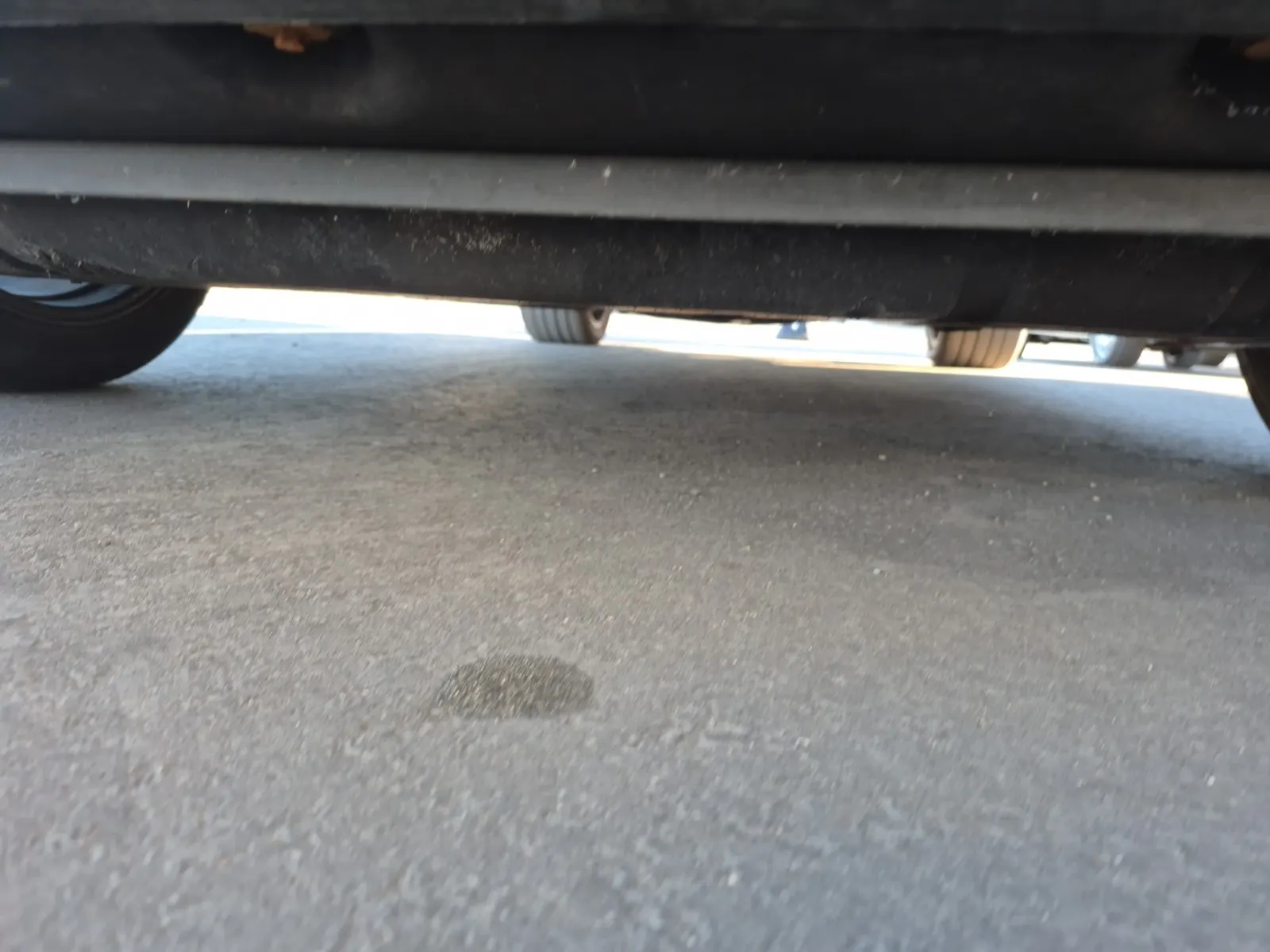 Undercarriage - Front Photo